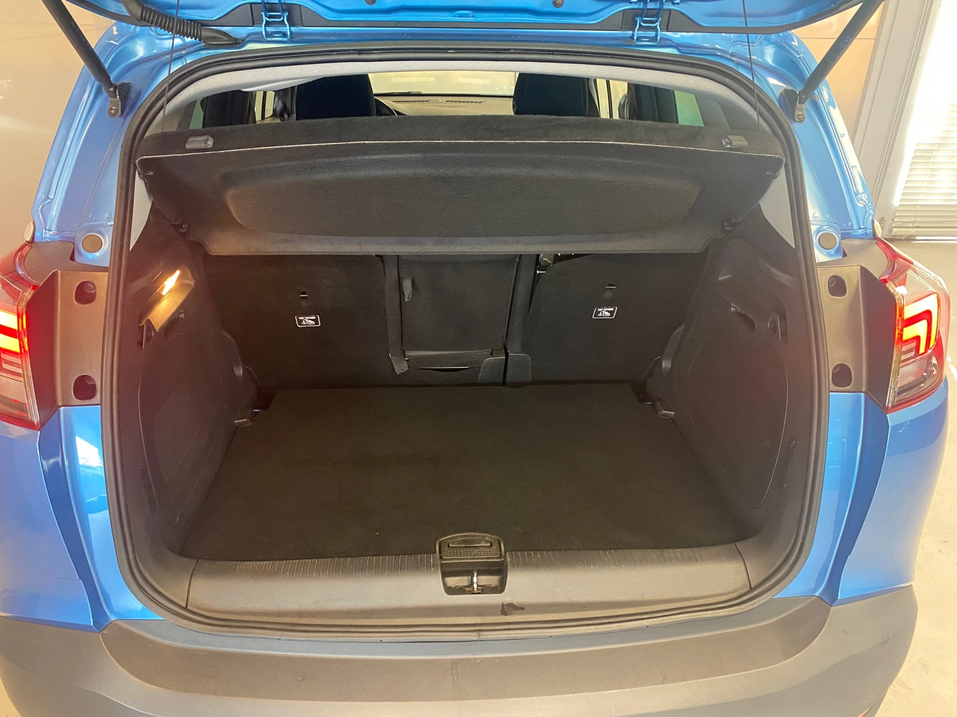 Hoofdafbeelding Opel Crossland X