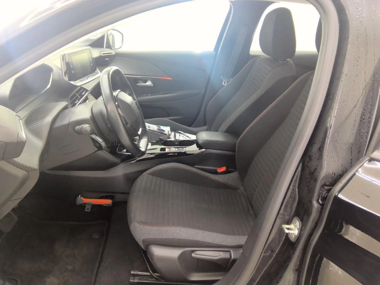 Hoofdafbeelding Peugeot e-208