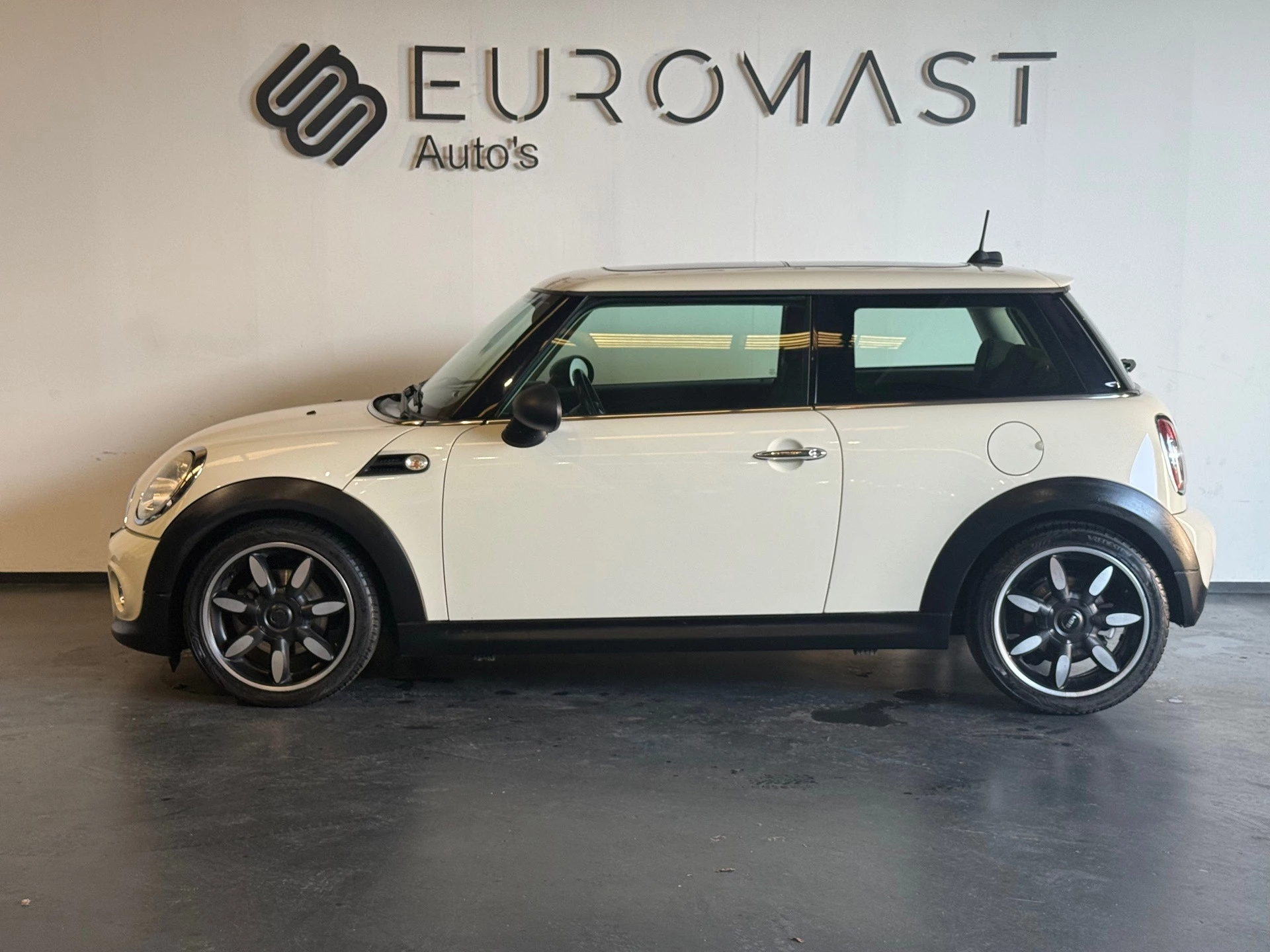 Hoofdafbeelding MINI One