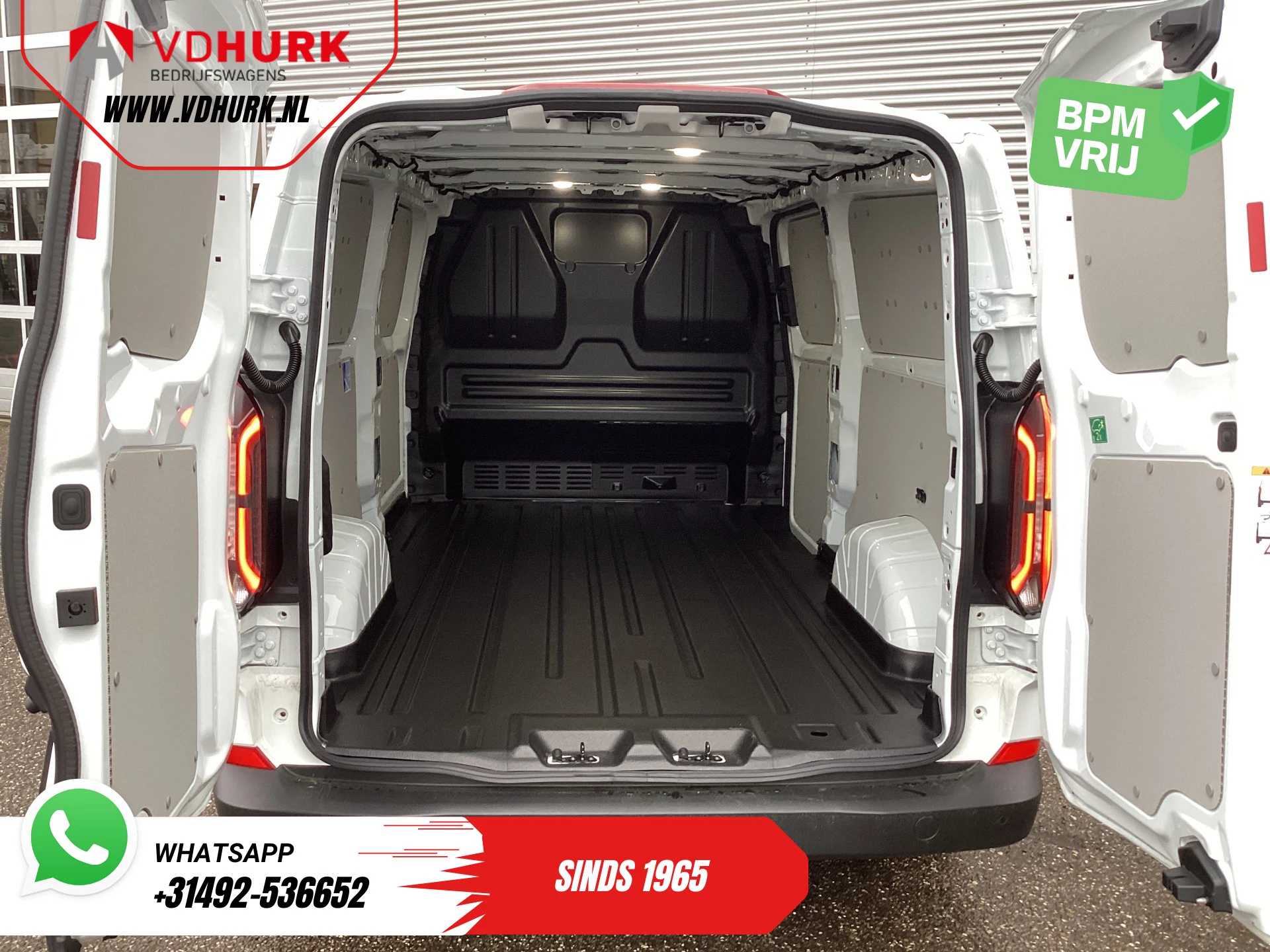 Hoofdafbeelding Ford E-Transit Custom