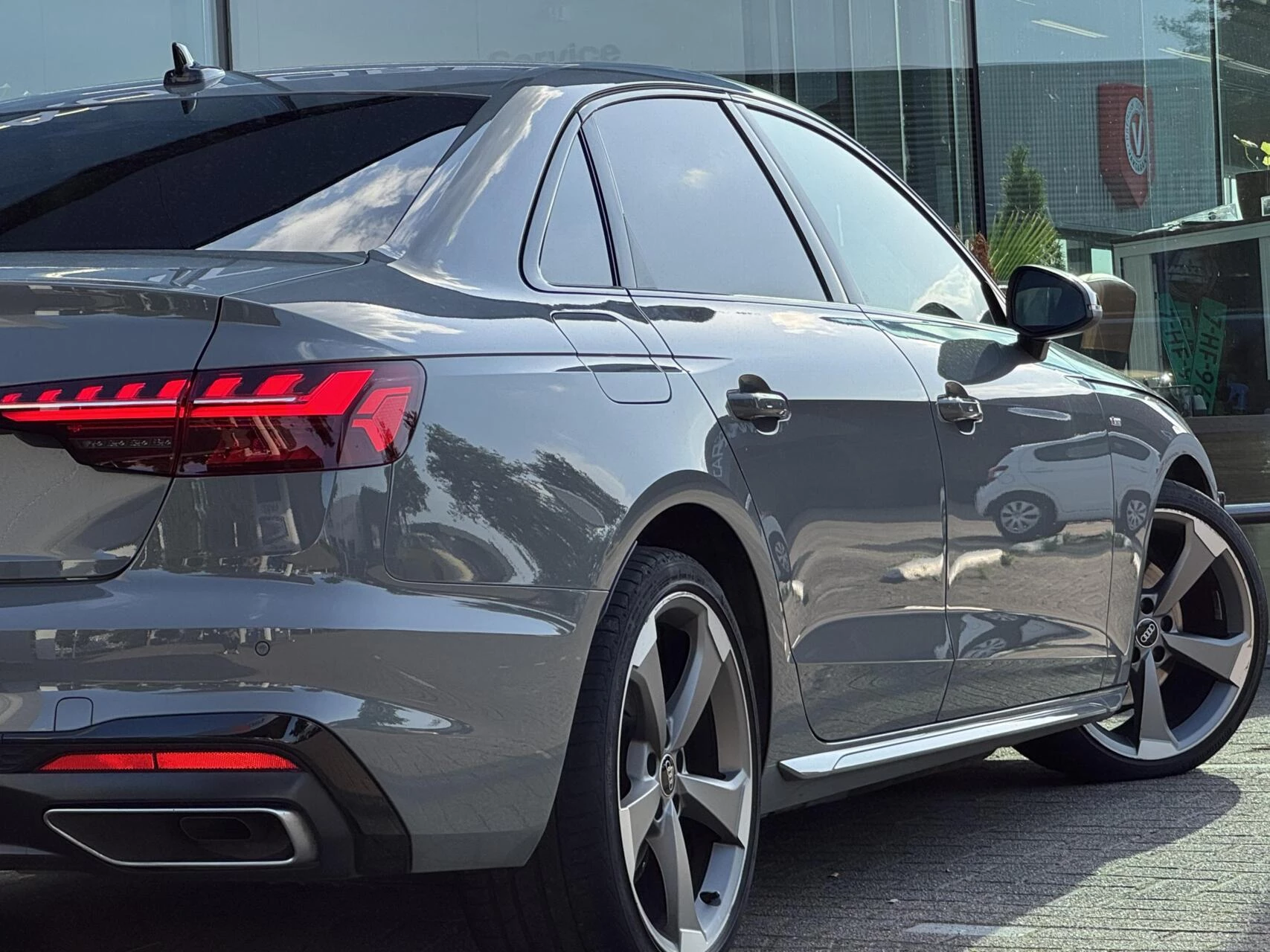 Hoofdafbeelding Audi A4