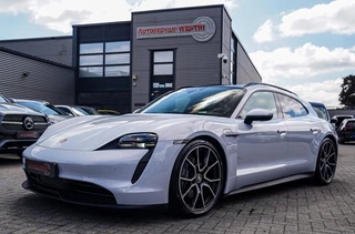 Hoofdafbeelding Porsche Taycan Porsche Taycan Sport Turismo 93 kWh Performance PLUS | Panorama | PASM | GT Sportstuur | 21inch RS Spyder | BOSE| Adaptieve Cruise
