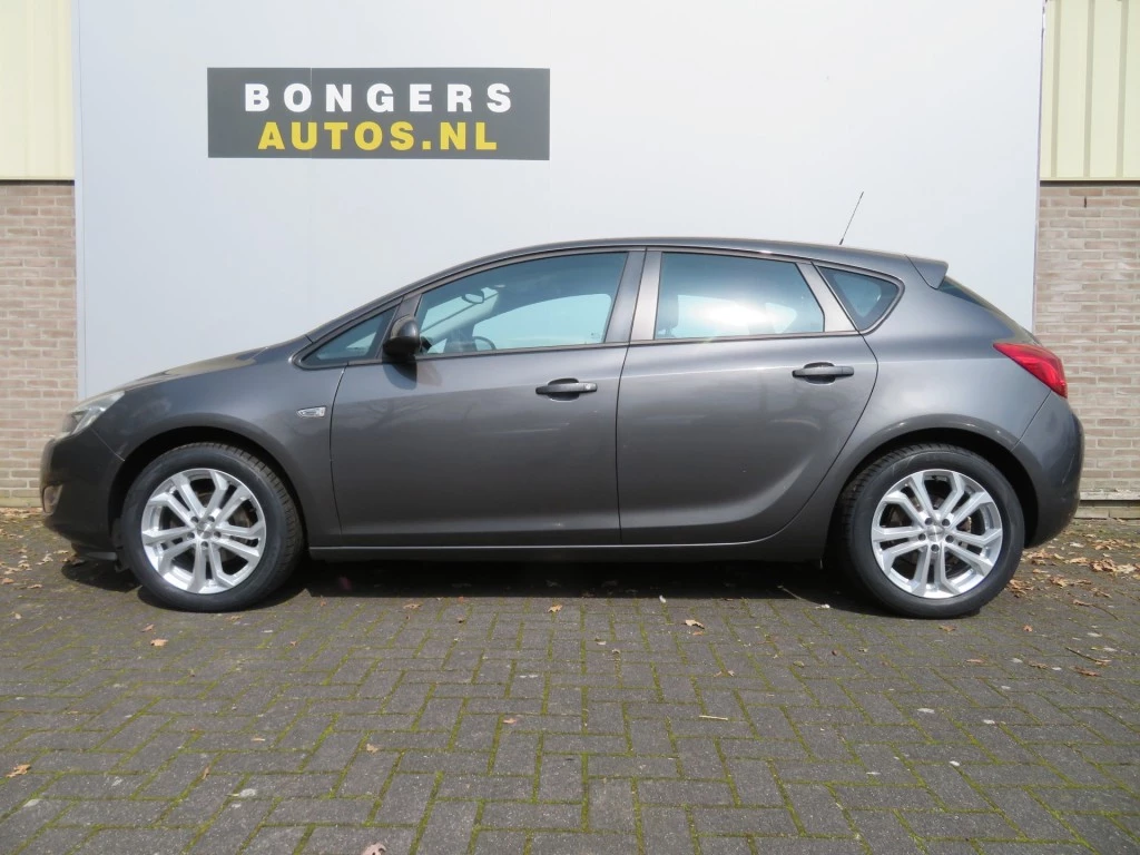 Hoofdafbeelding Opel Astra