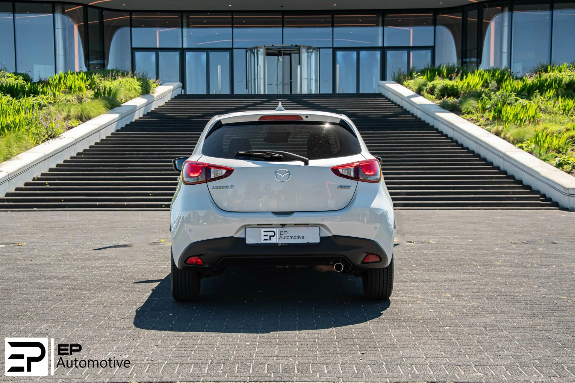 Hoofdafbeelding Mazda 2