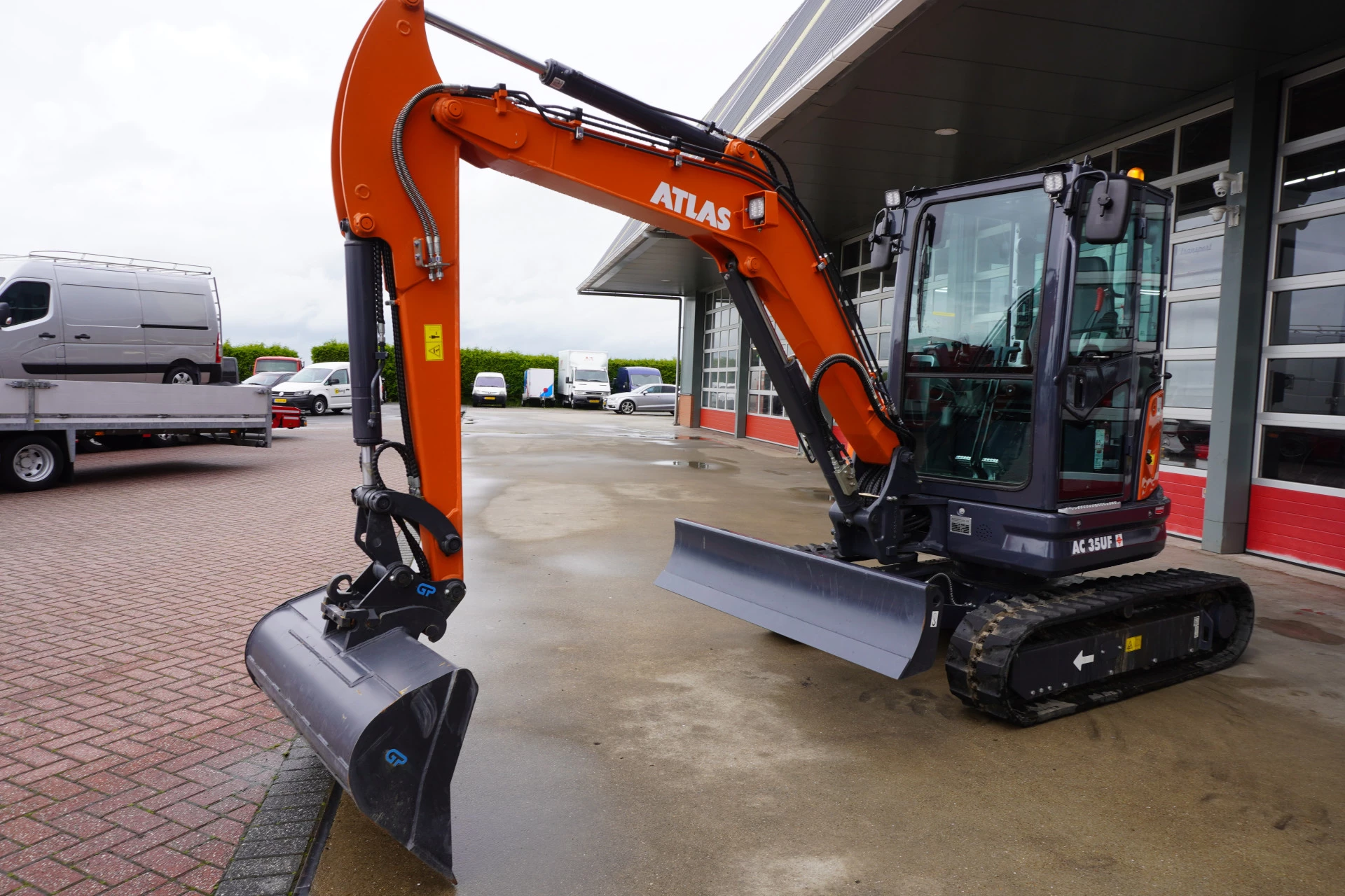 Hoofdafbeelding Atlas AC35UF Minigraver 3.85 ton 34 Draaiuren