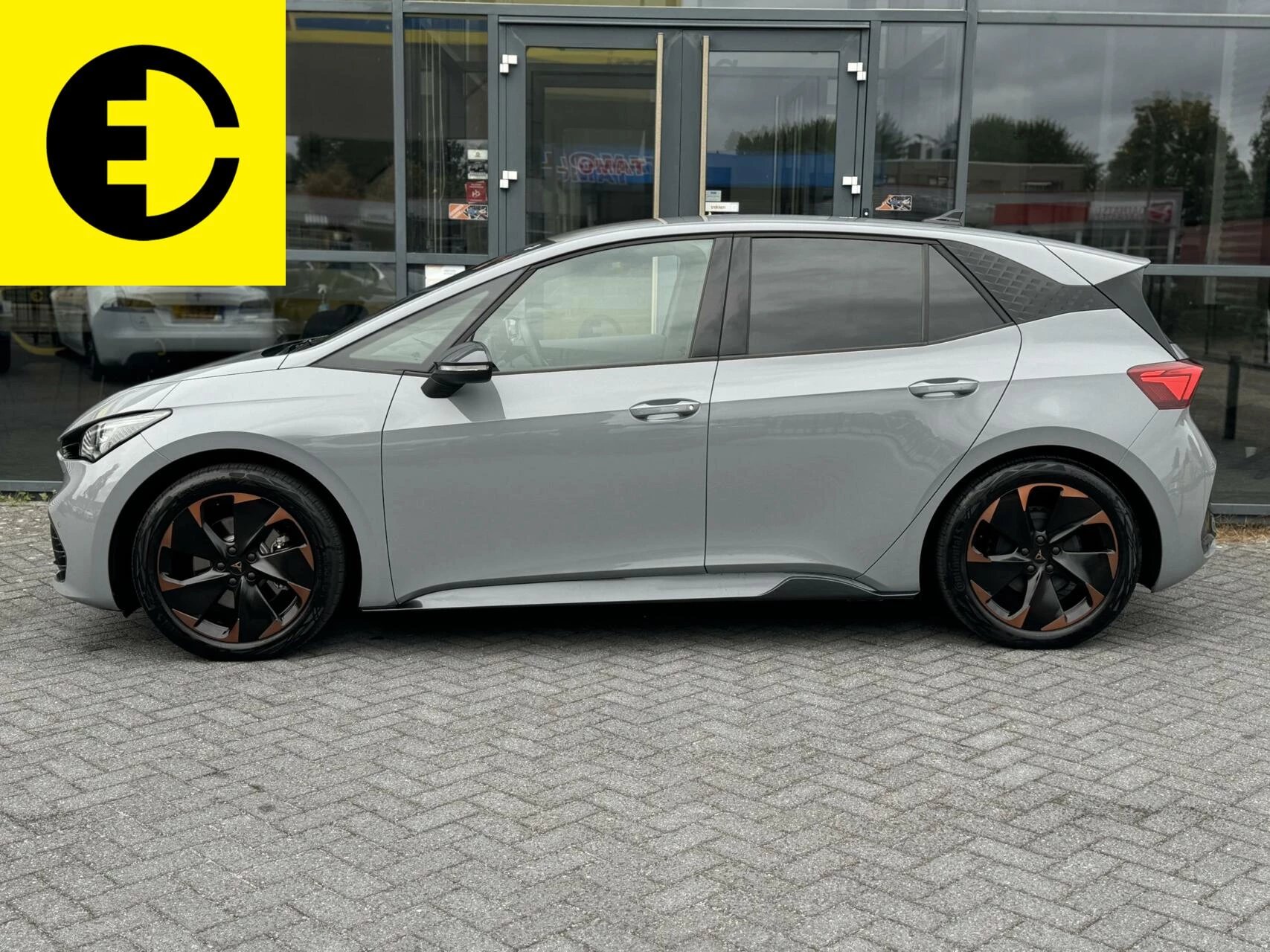 Hoofdafbeelding CUPRA Born