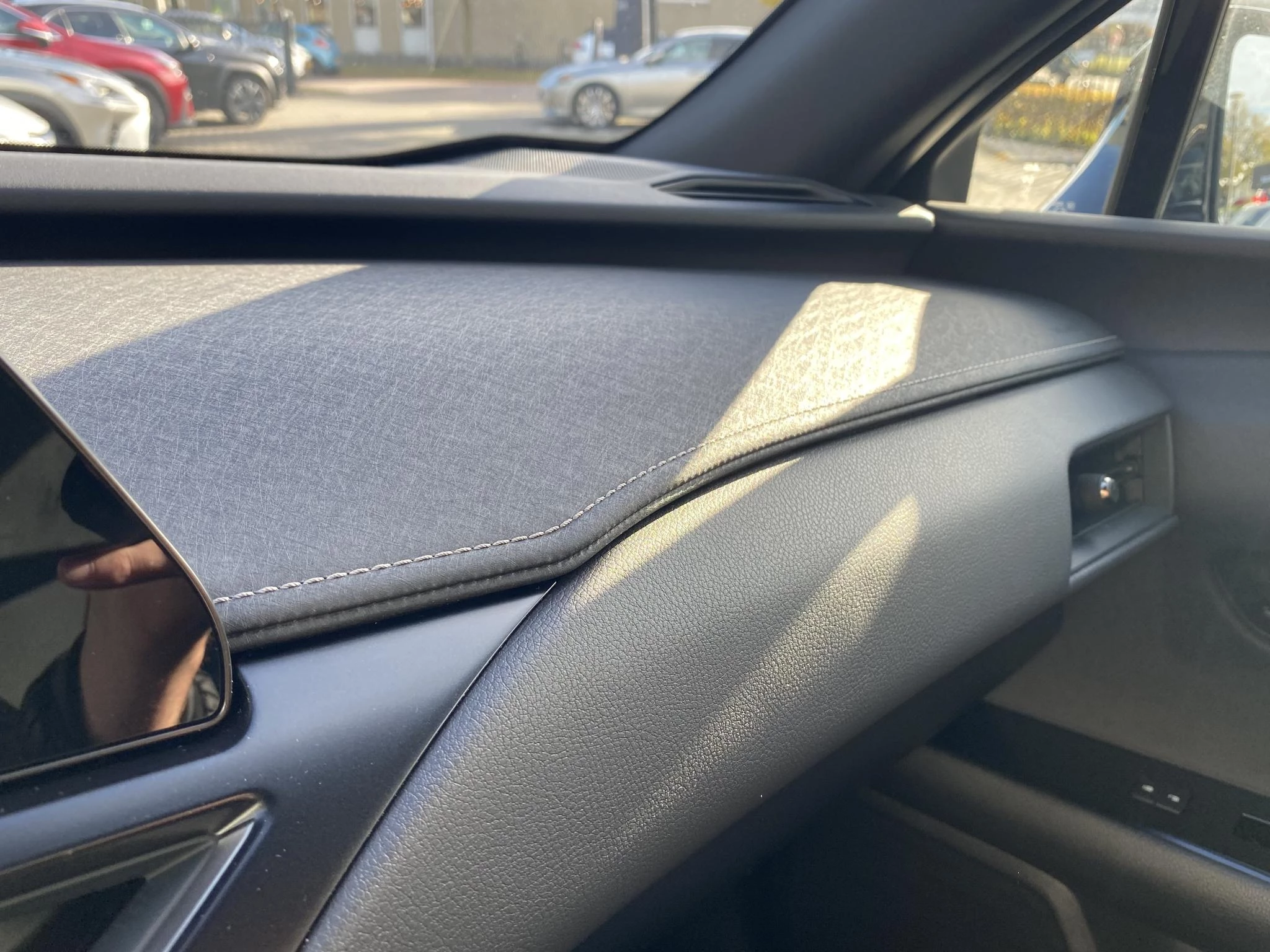 Hoofdafbeelding Lexus UX