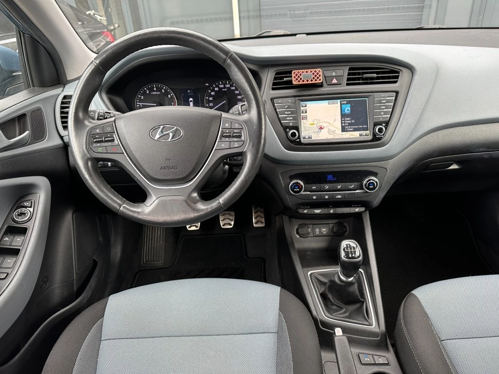 Hoofdafbeelding Hyundai i20