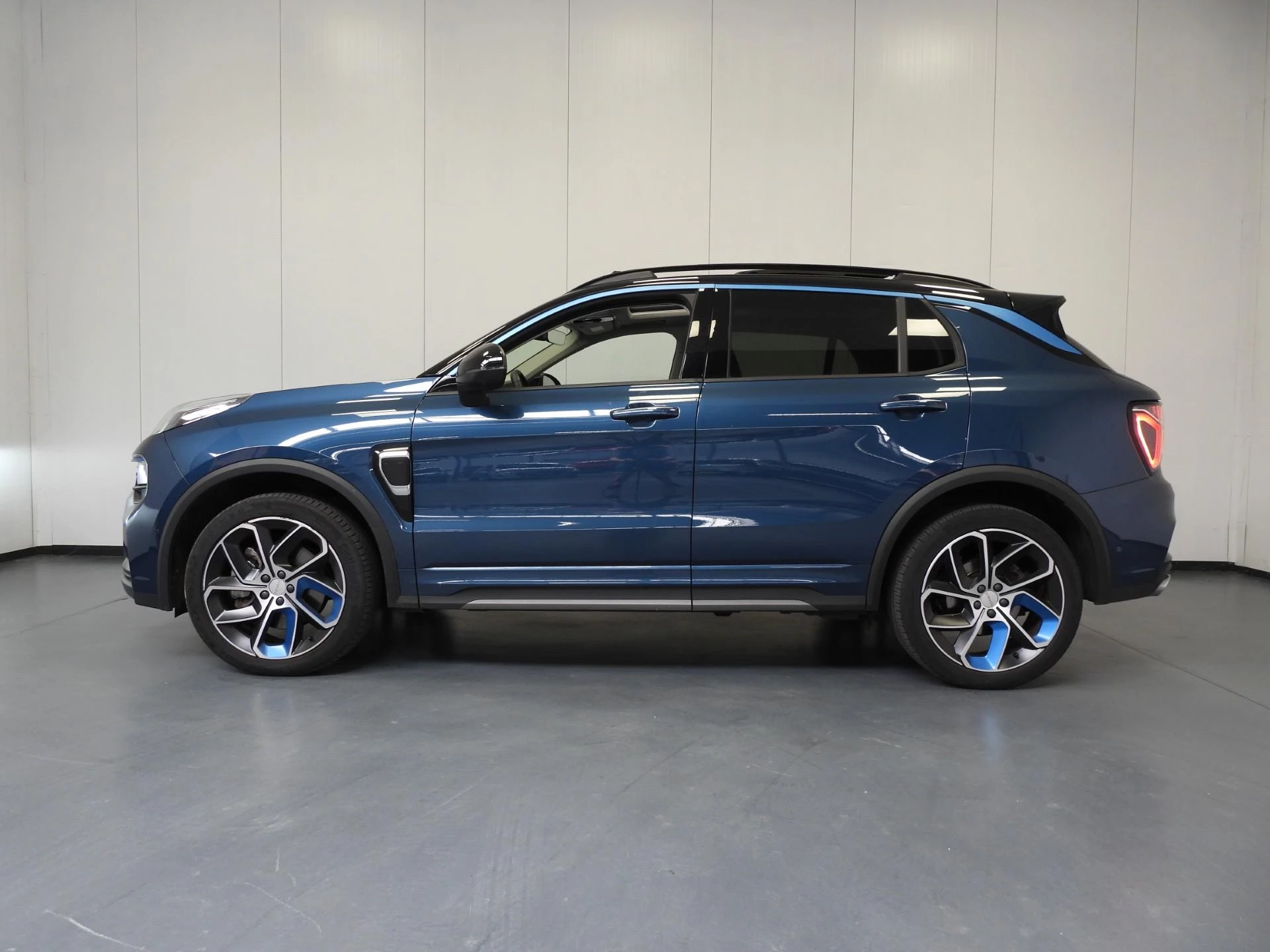 Hoofdafbeelding Lynk & Co 01