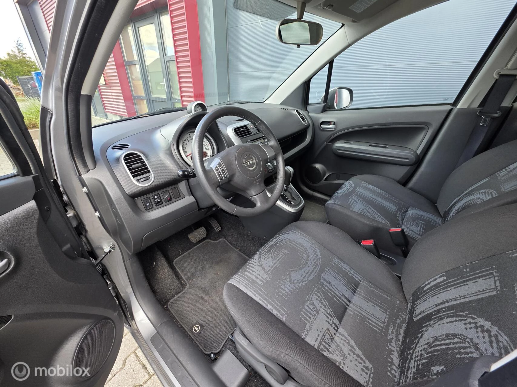 Hoofdafbeelding Opel Agila