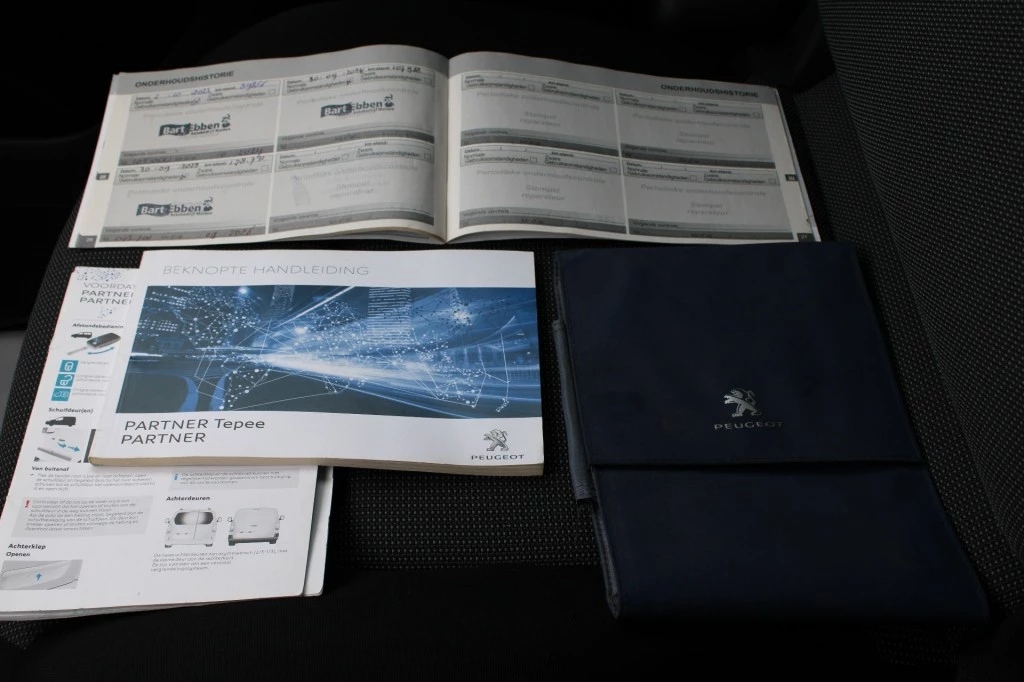 Hoofdafbeelding Peugeot Partner