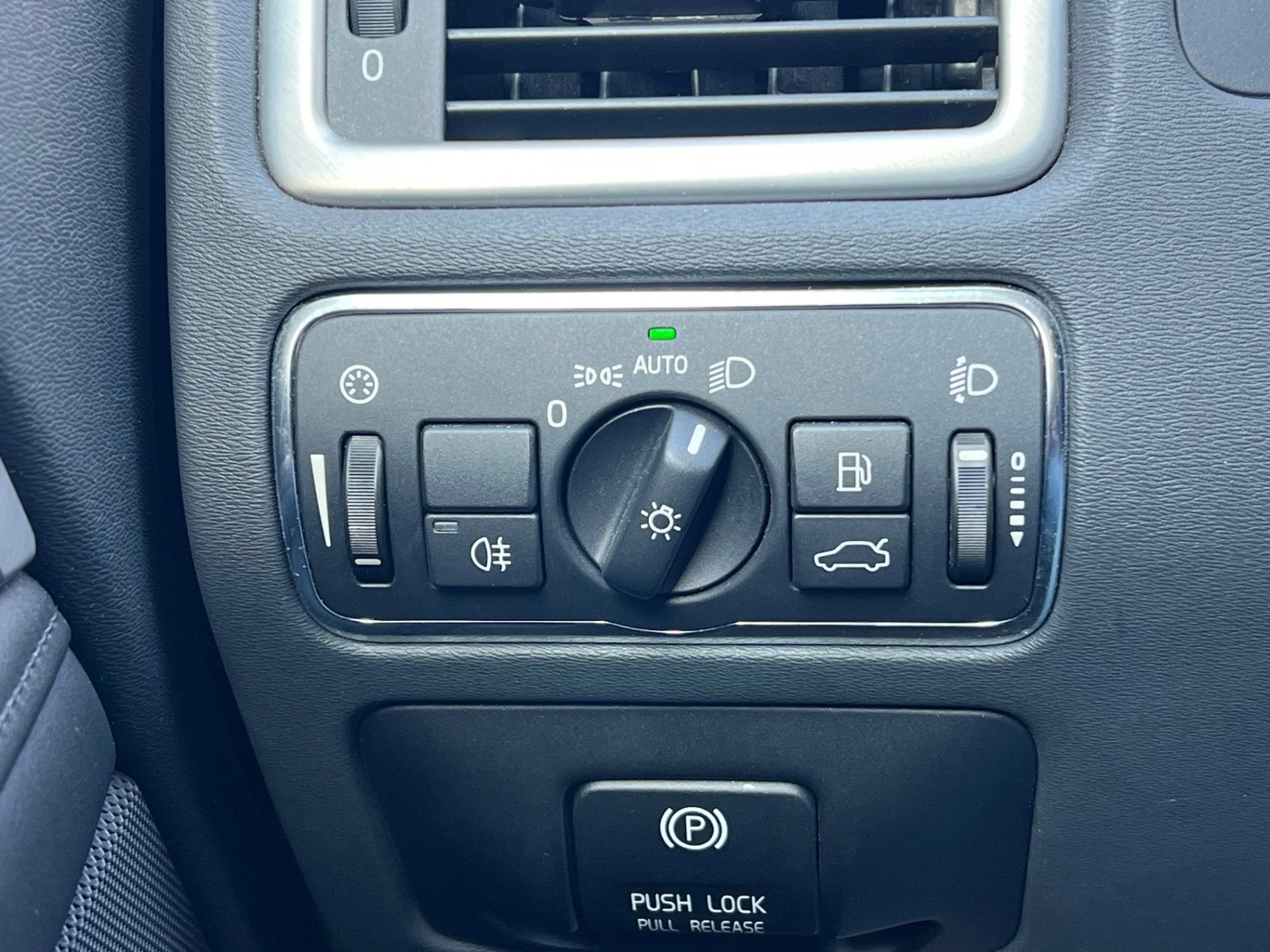 Hoofdafbeelding Volvo V70