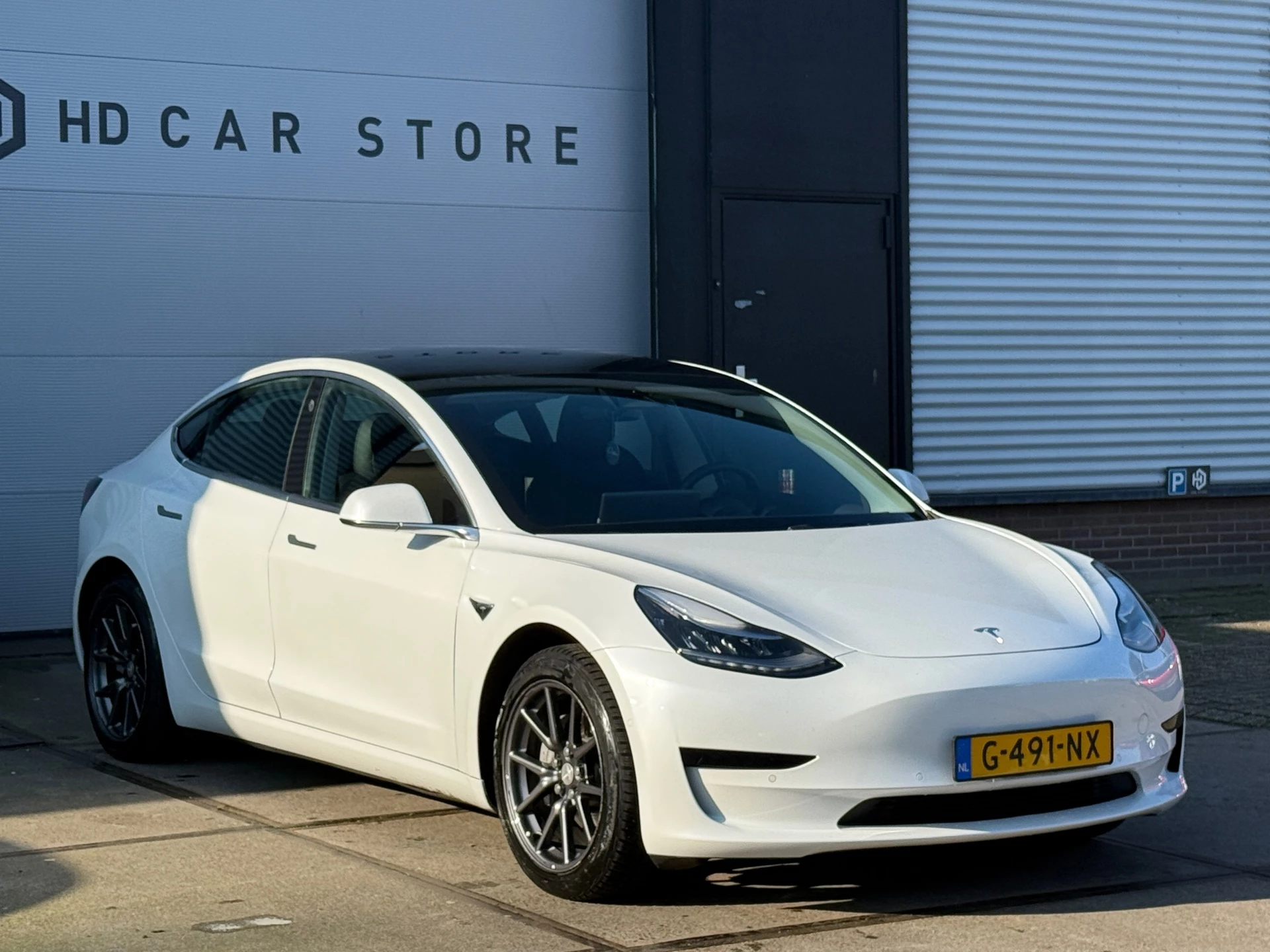 Hoofdafbeelding Tesla Model 3