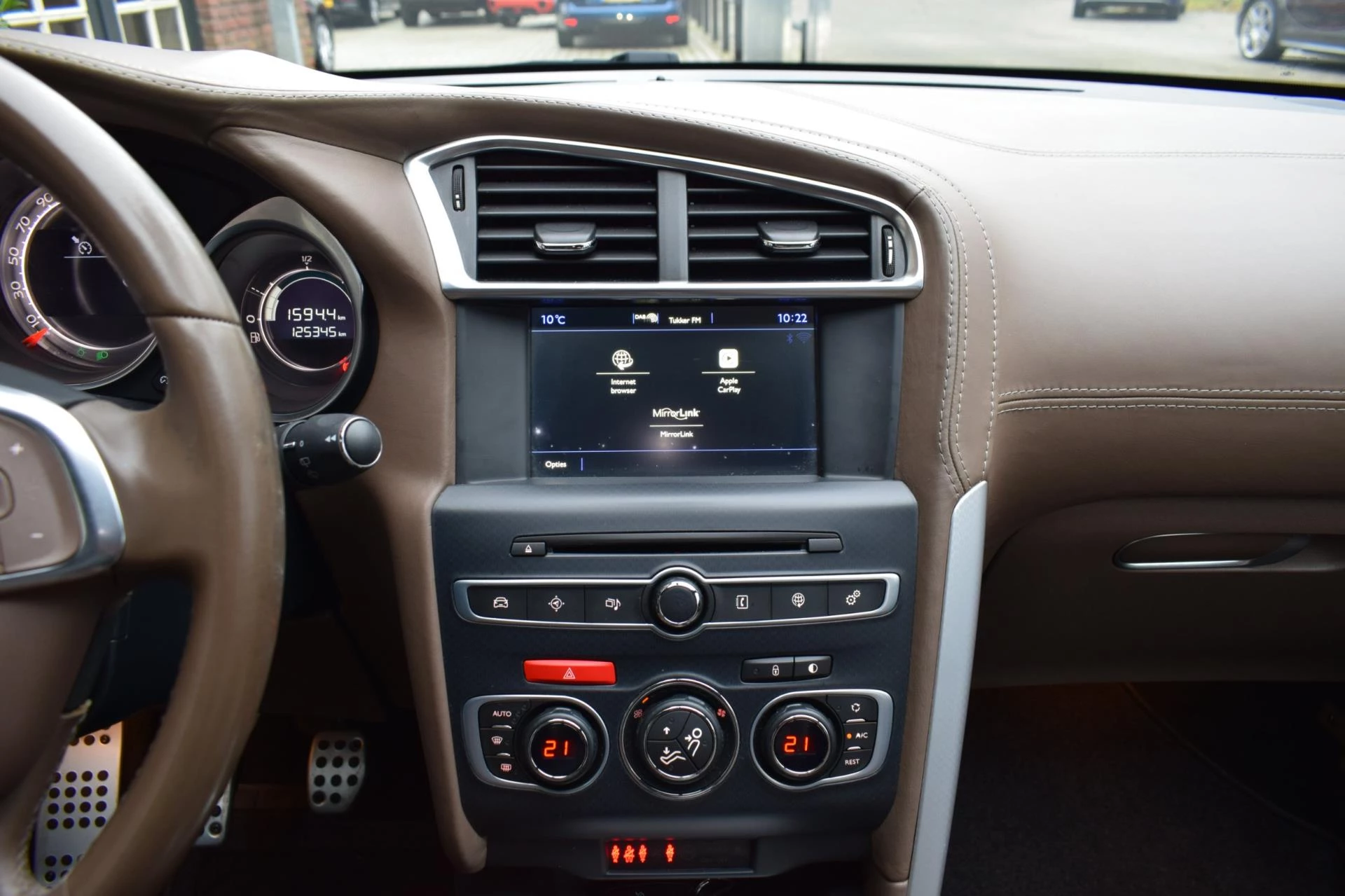 Hoofdafbeelding DS DS 4