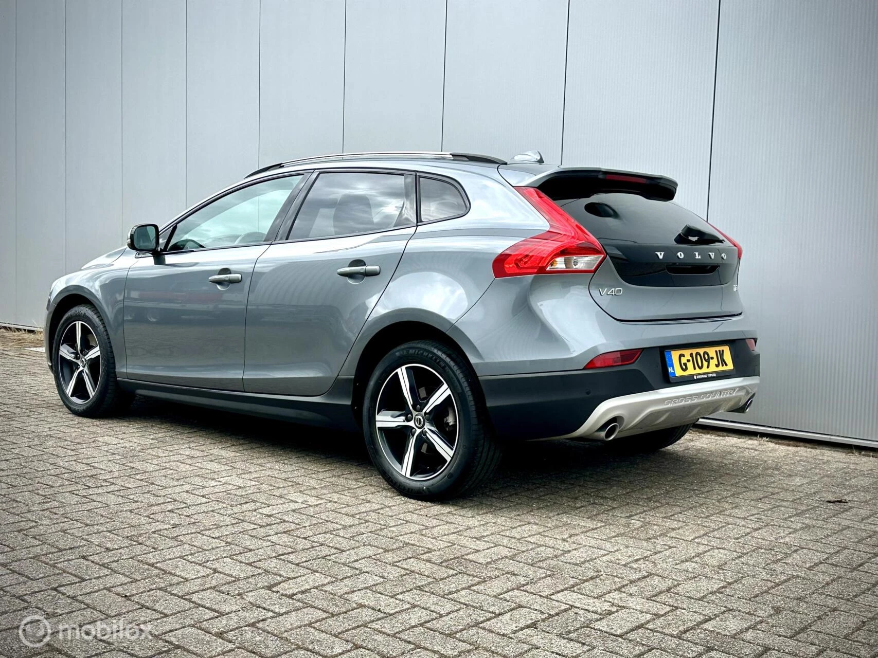 Hoofdafbeelding Volvo V40