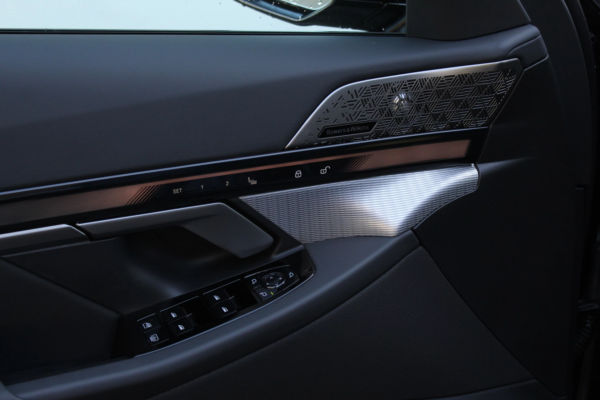 Hoofdafbeelding BMW i5