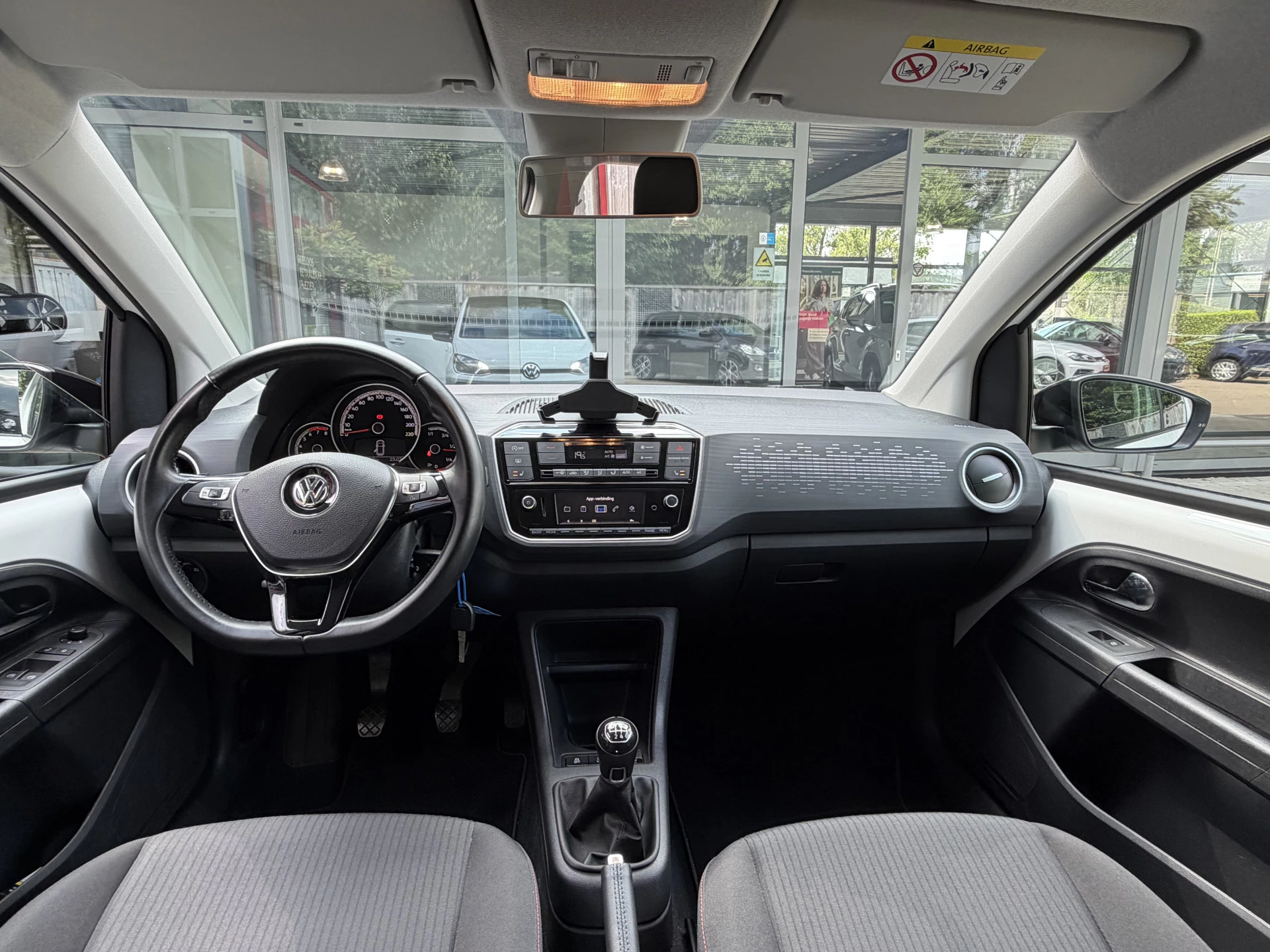 Hoofdafbeelding Volkswagen up!