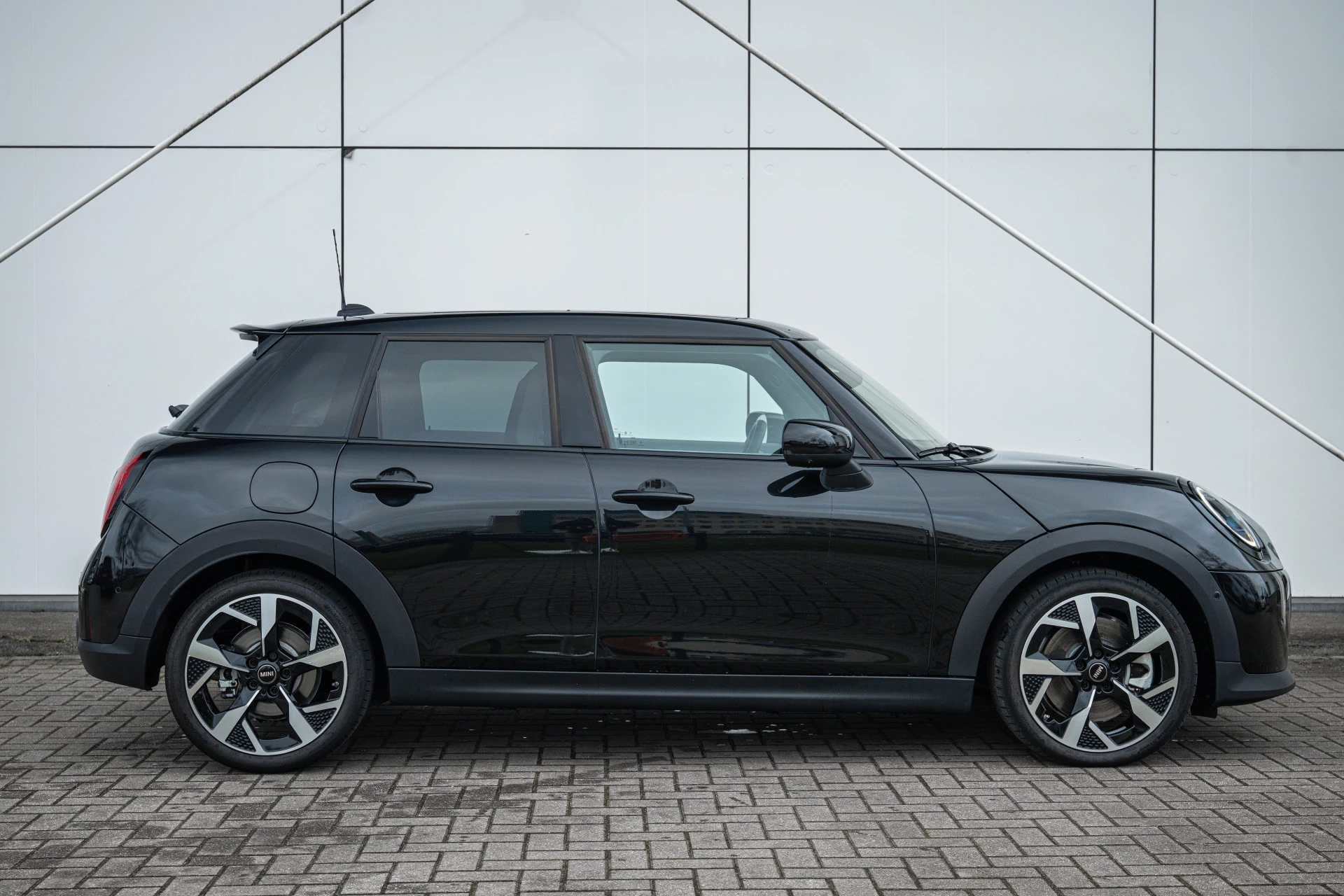 Hoofdafbeelding MINI 5-deurs