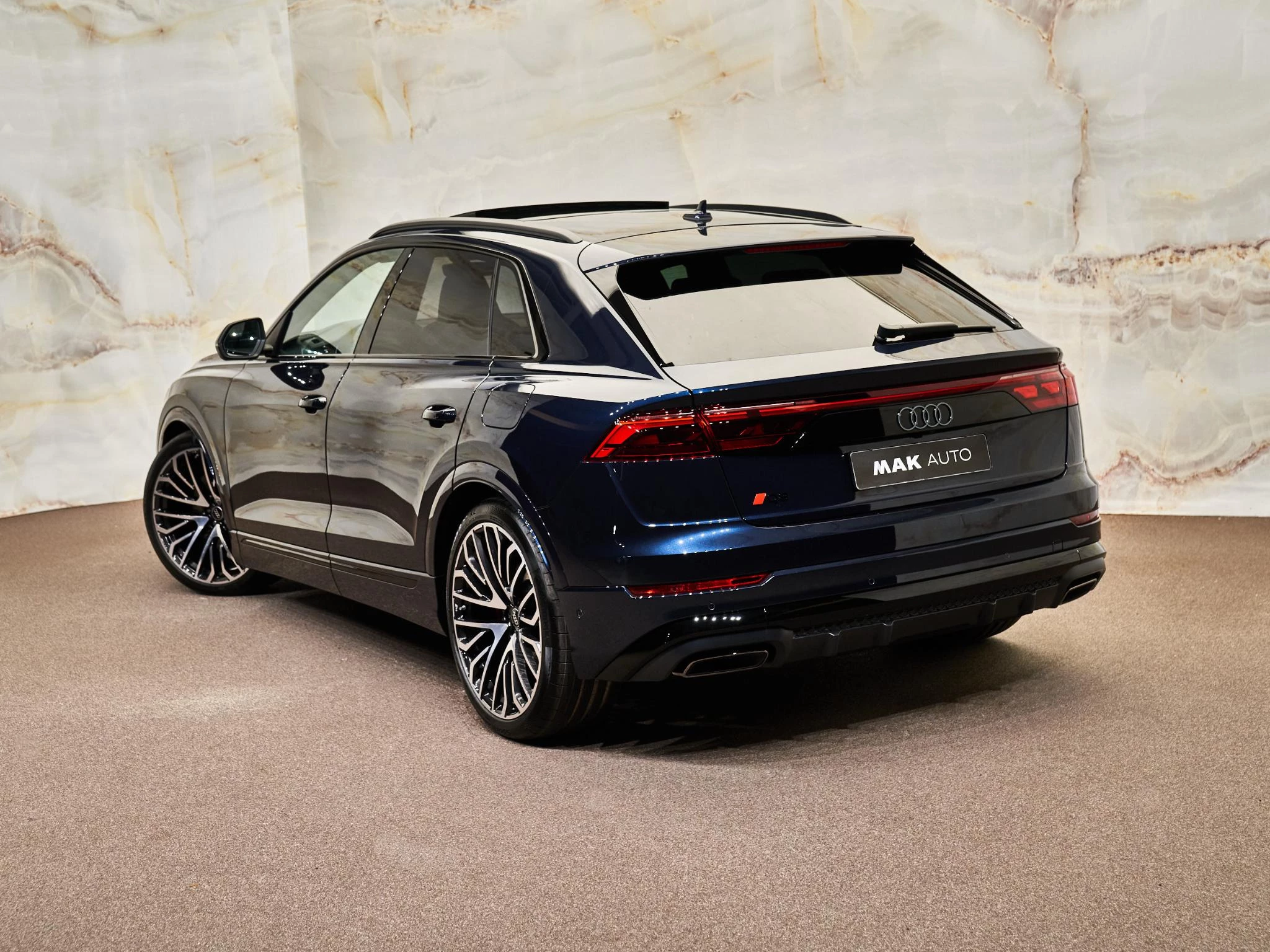 Hoofdafbeelding Audi Q8