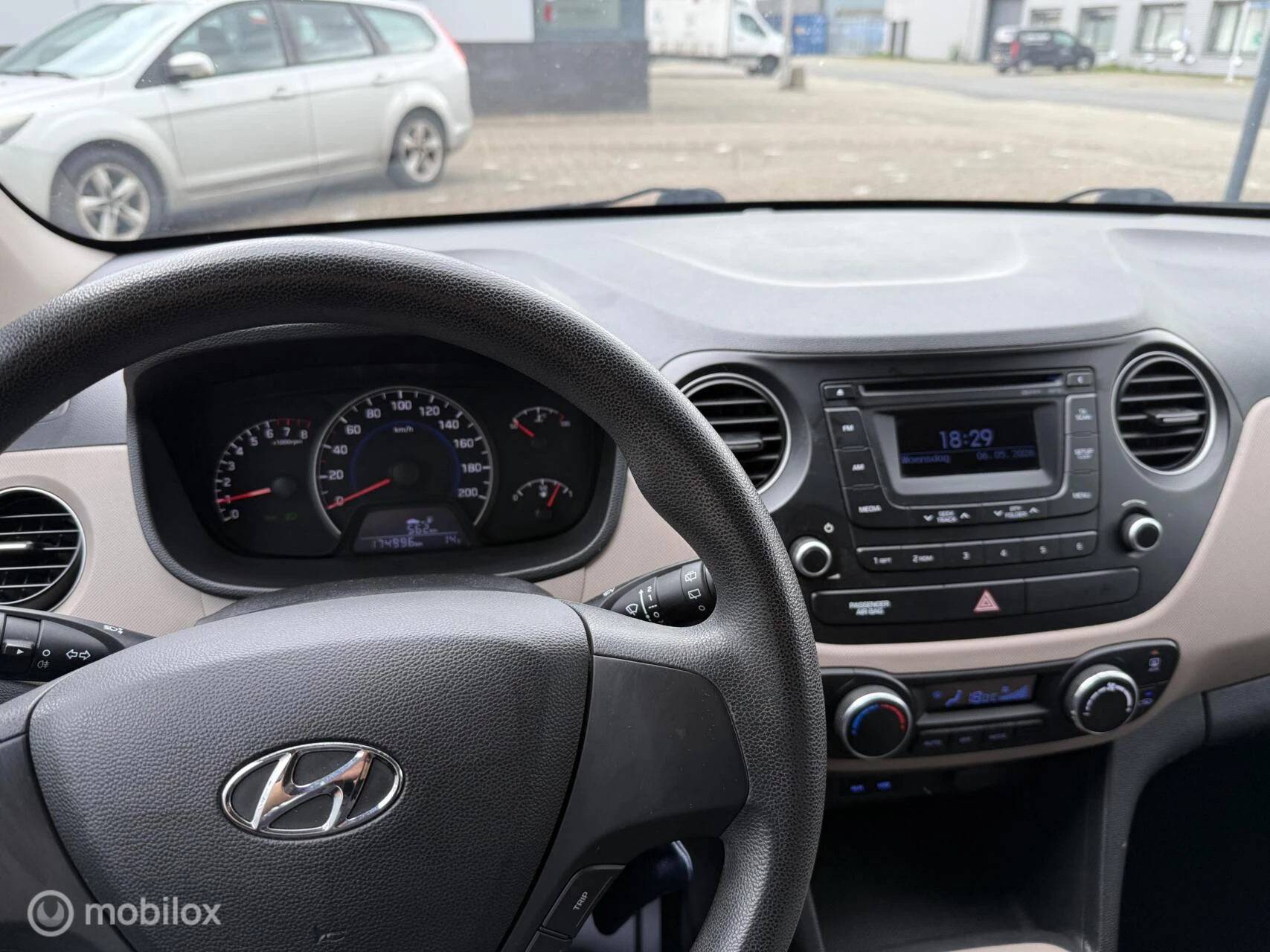 Hoofdafbeelding Hyundai i10