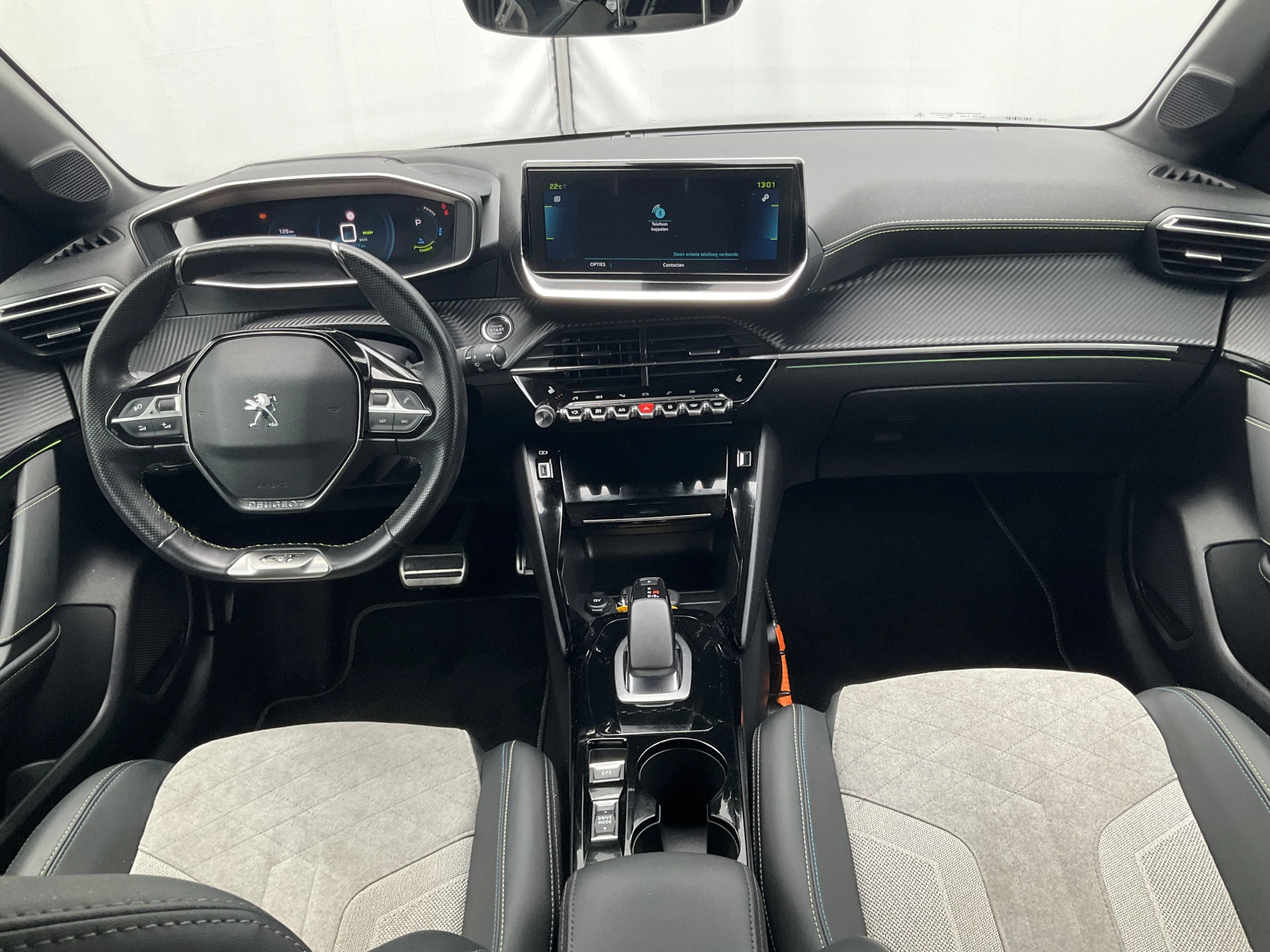Hoofdafbeelding Peugeot e-208