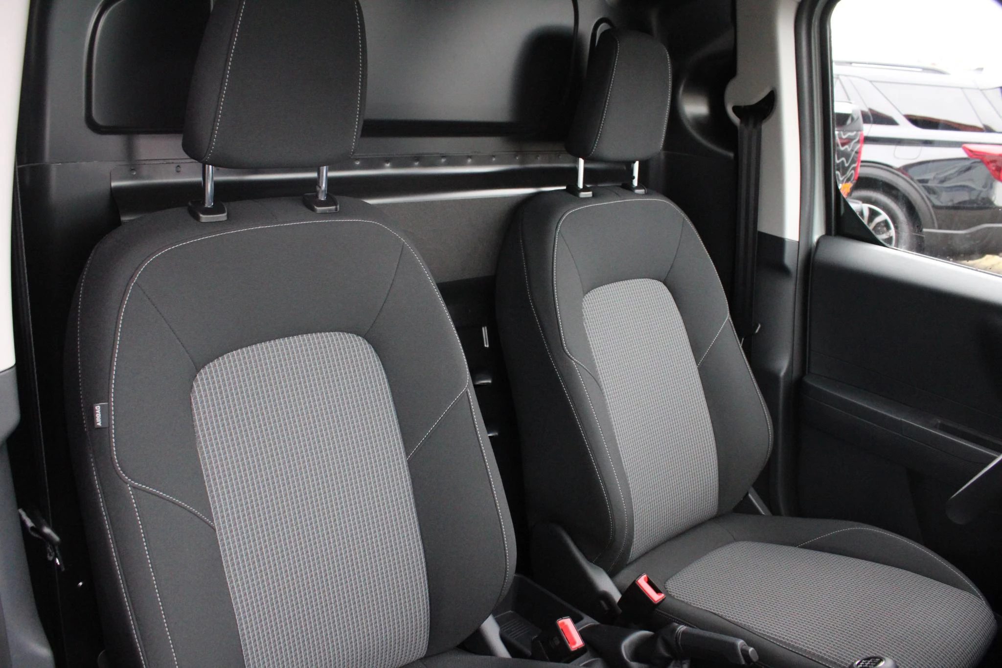 Hoofdafbeelding Ford Transit Courier