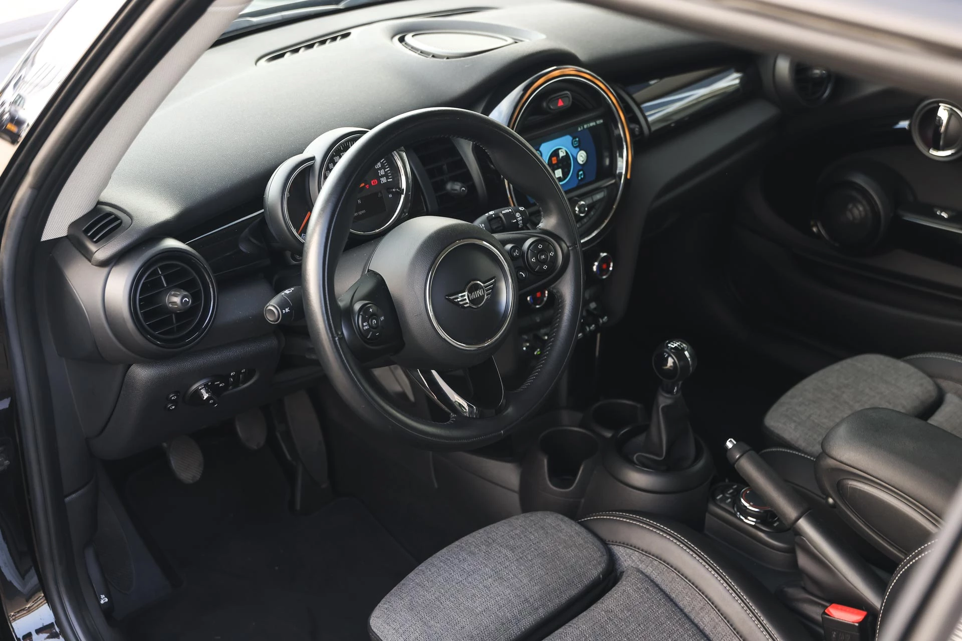 Hoofdafbeelding MINI Cooper
