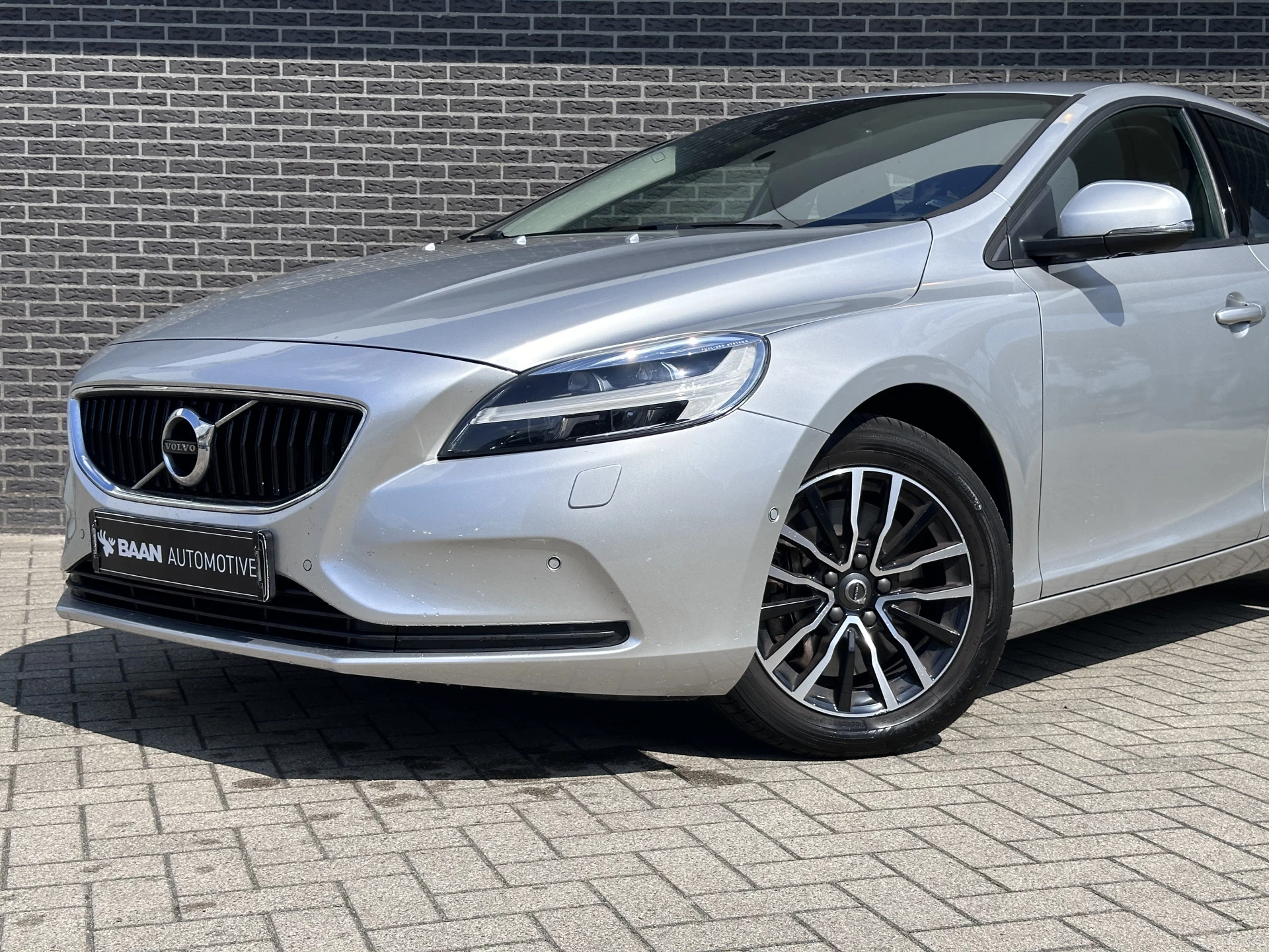 Hoofdafbeelding Volvo V40