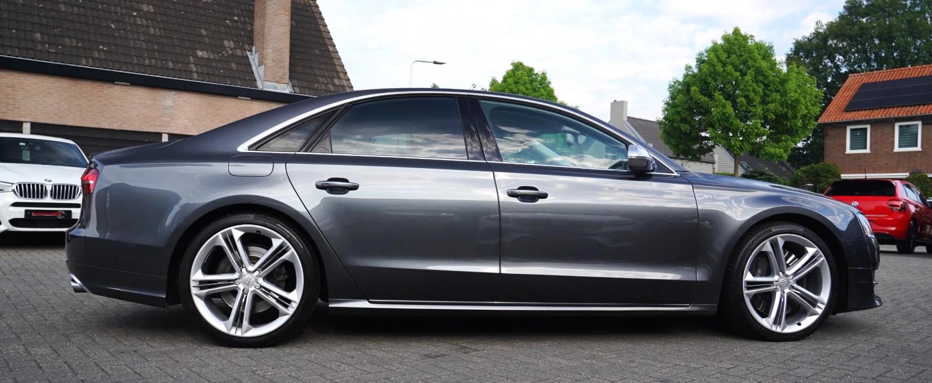 Hoofdafbeelding Audi S8