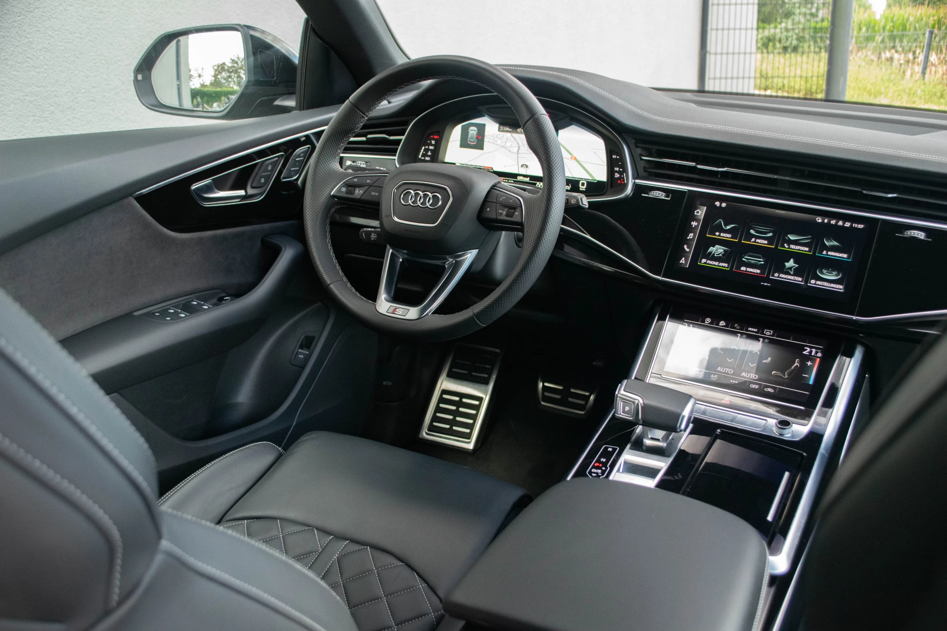 Hoofdafbeelding Audi Q8