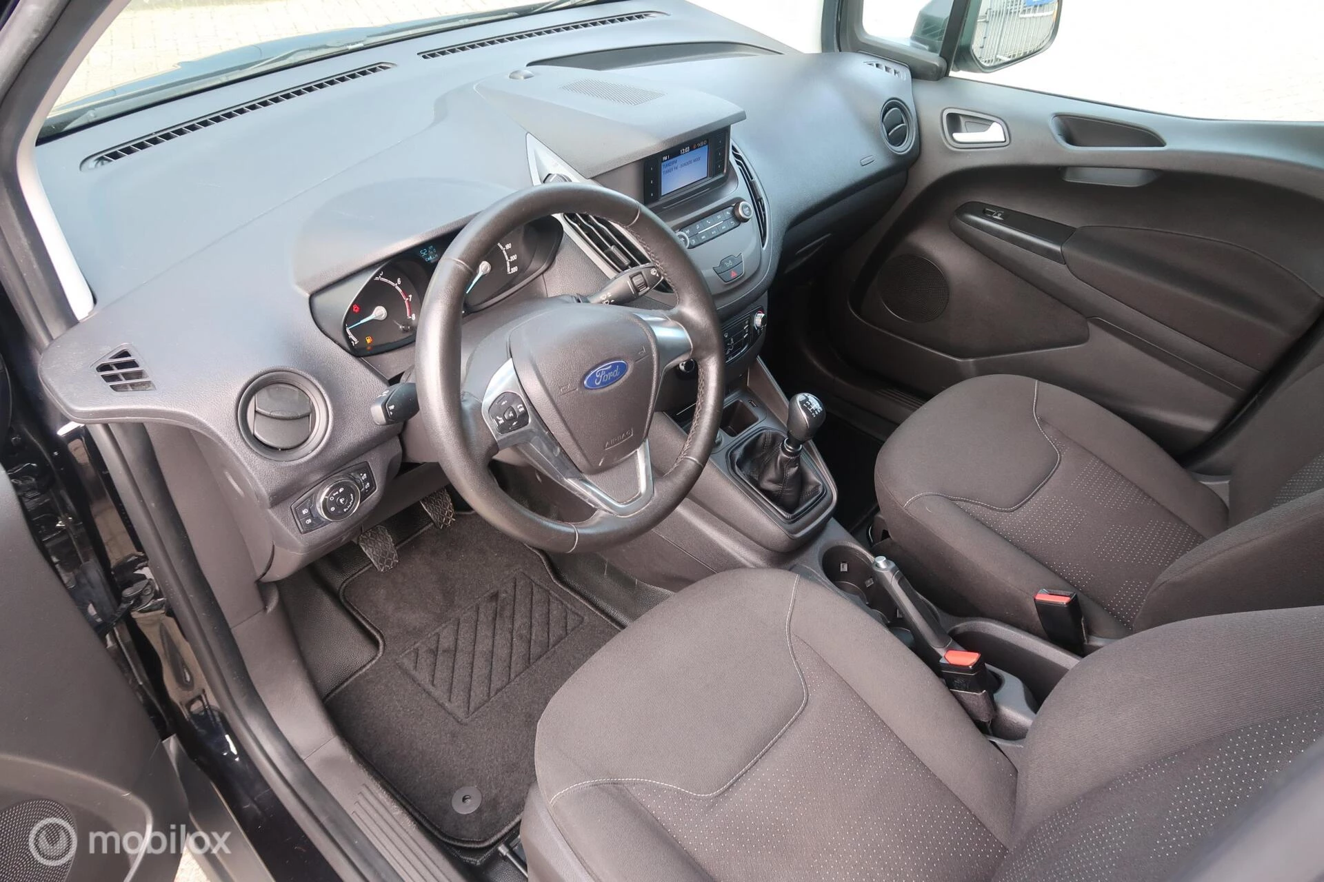 Hoofdafbeelding Ford Transit Courier