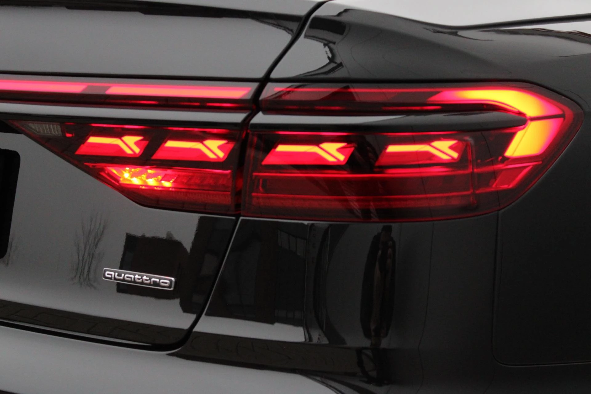 Hoofdafbeelding Audi A8
