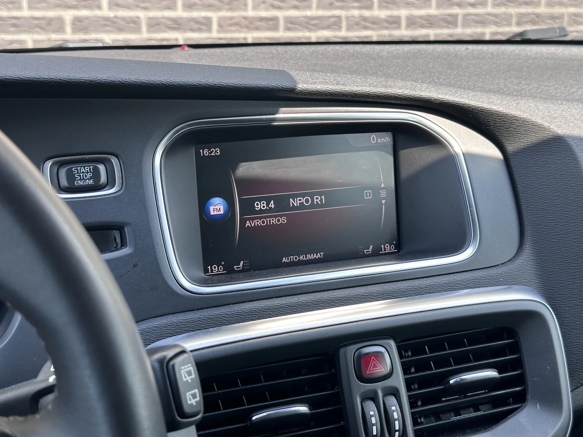 Hoofdafbeelding Volvo V40