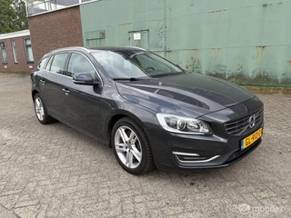 Volvo V60 2.4 D6 Twin Engine R-Design