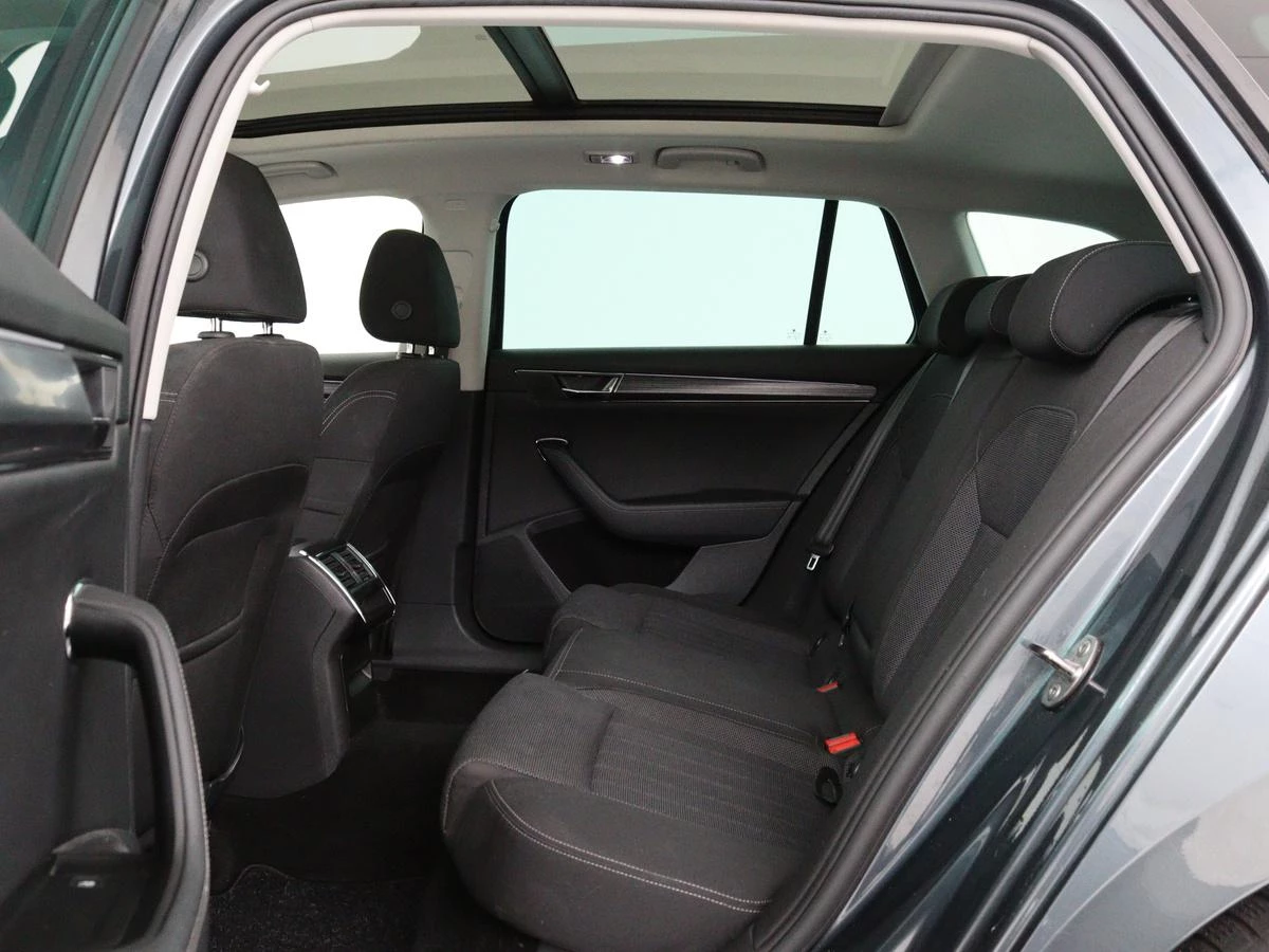 Hoofdafbeelding Škoda Superb