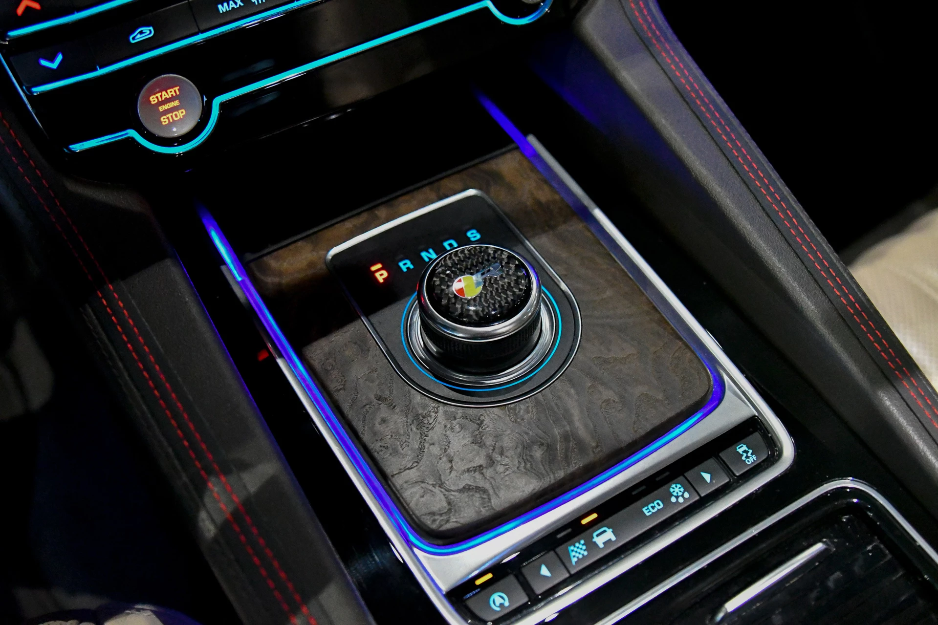 Hoofdafbeelding Jaguar F-PACE