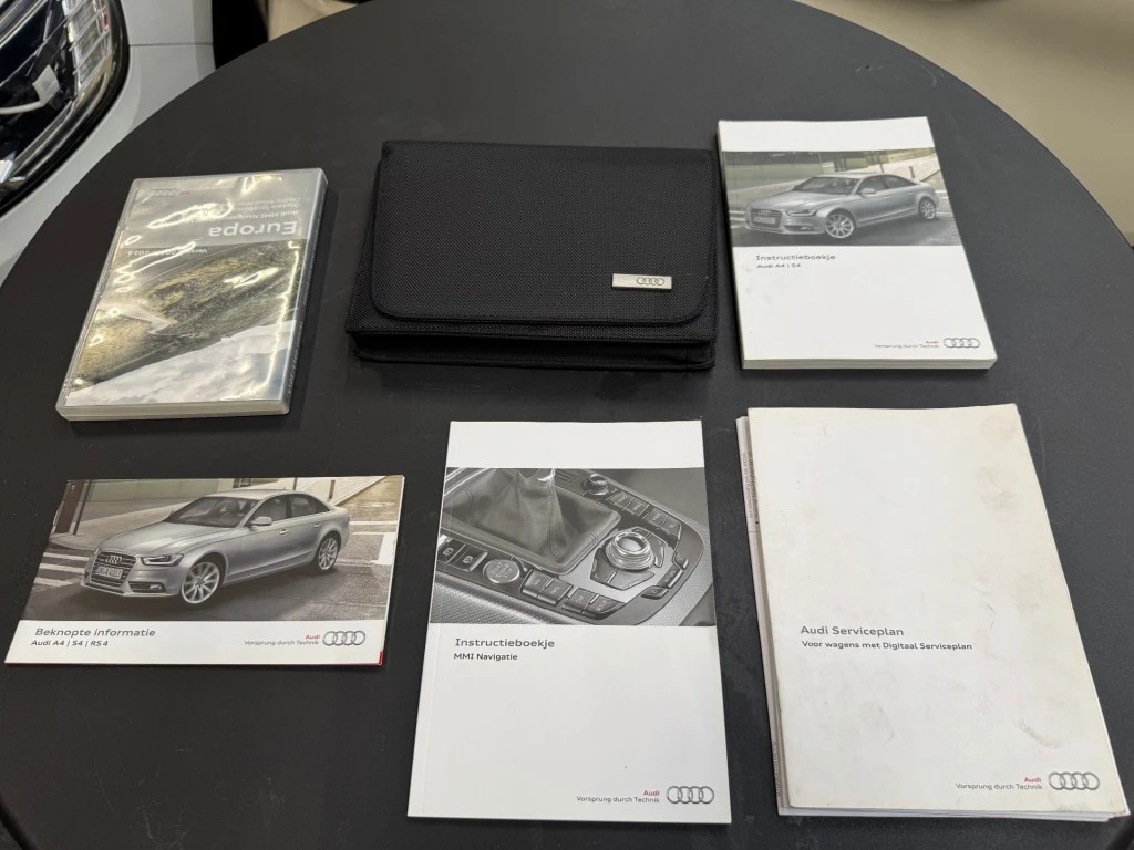 Hoofdafbeelding Audi A4