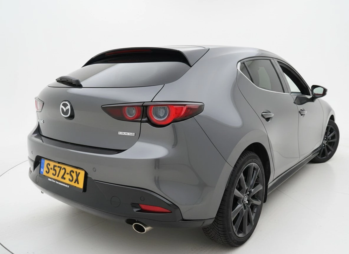 Hoofdafbeelding Mazda 3