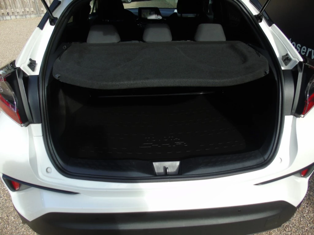 Hoofdafbeelding Toyota C-HR