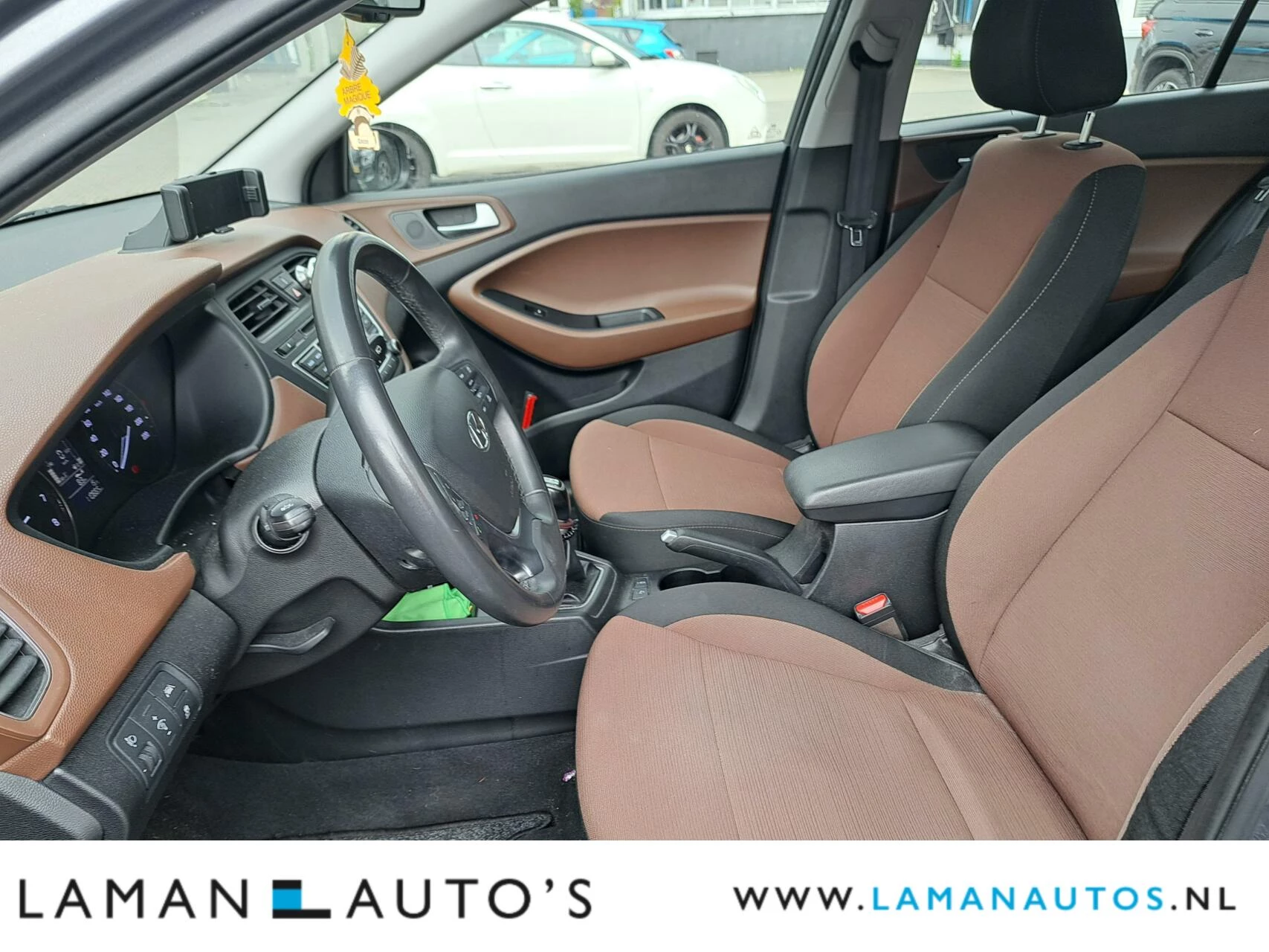 Hoofdafbeelding Hyundai i20