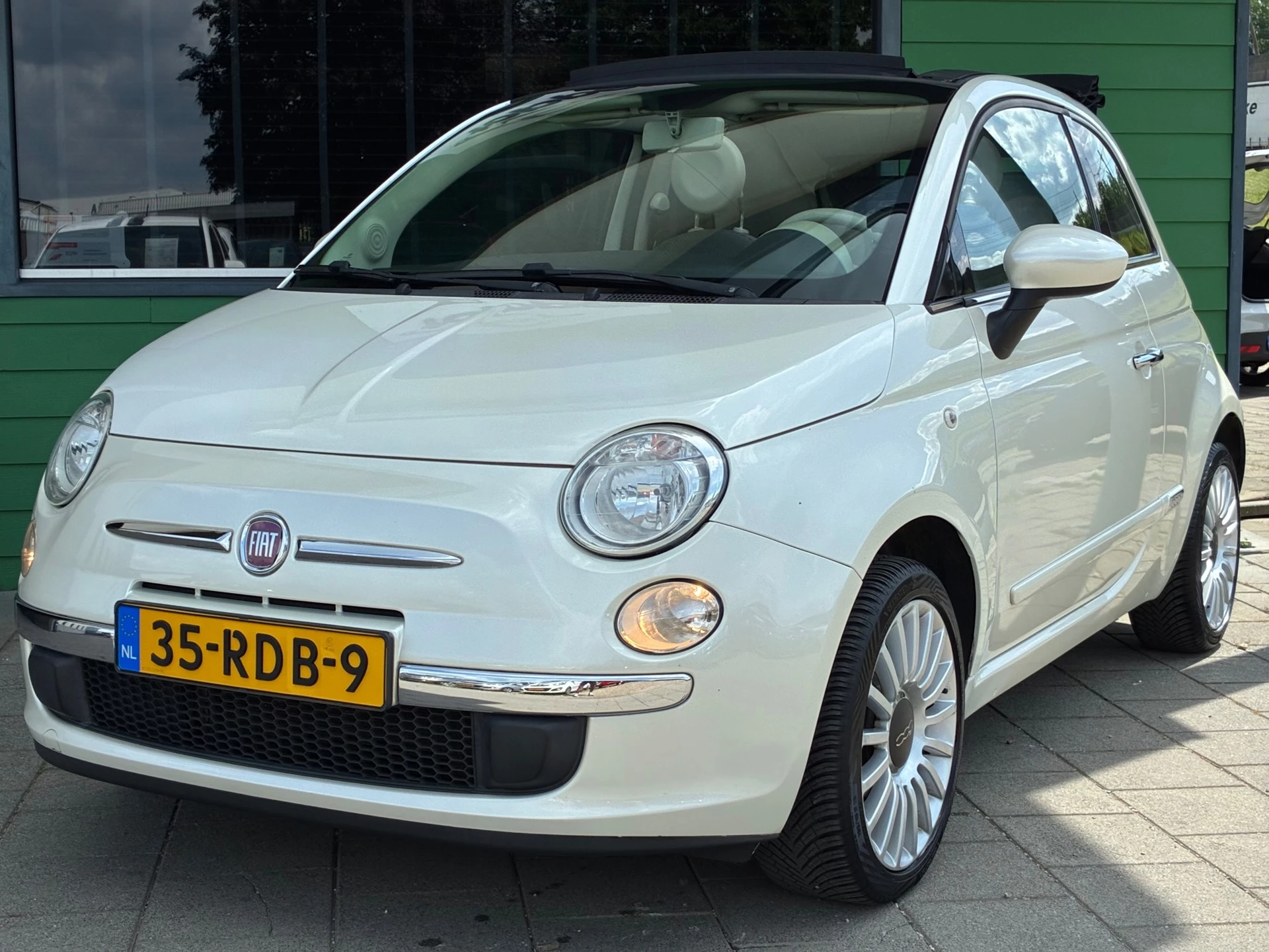 Hoofdafbeelding Fiat 500C