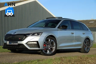 Skoda Octavia Combi 2.0 TSI RS / 245PK! / Vol Opties! / DSG / Pano / Canton / Camera / Trekhaak / 18"!