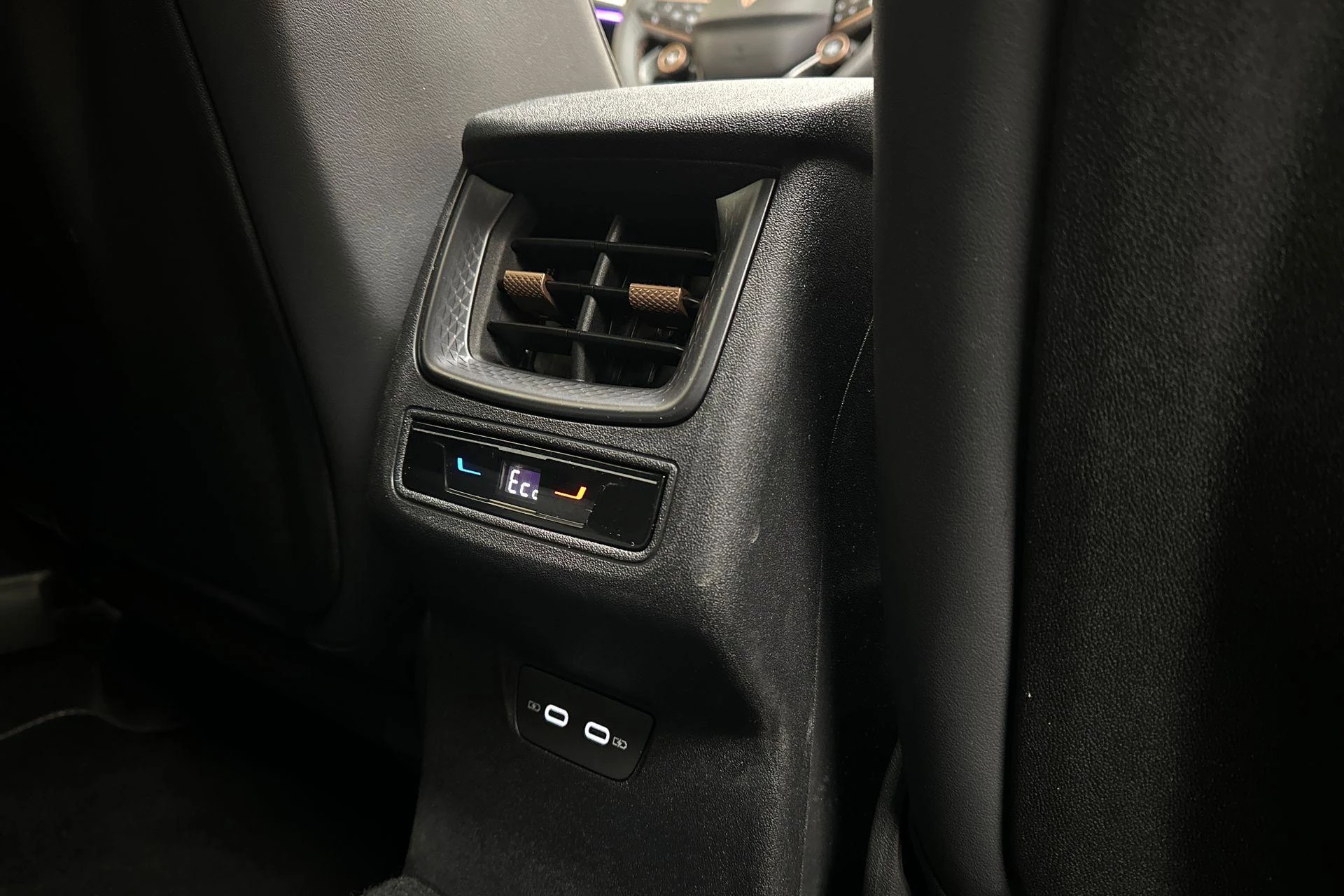 Hoofdafbeelding CUPRA Terramar