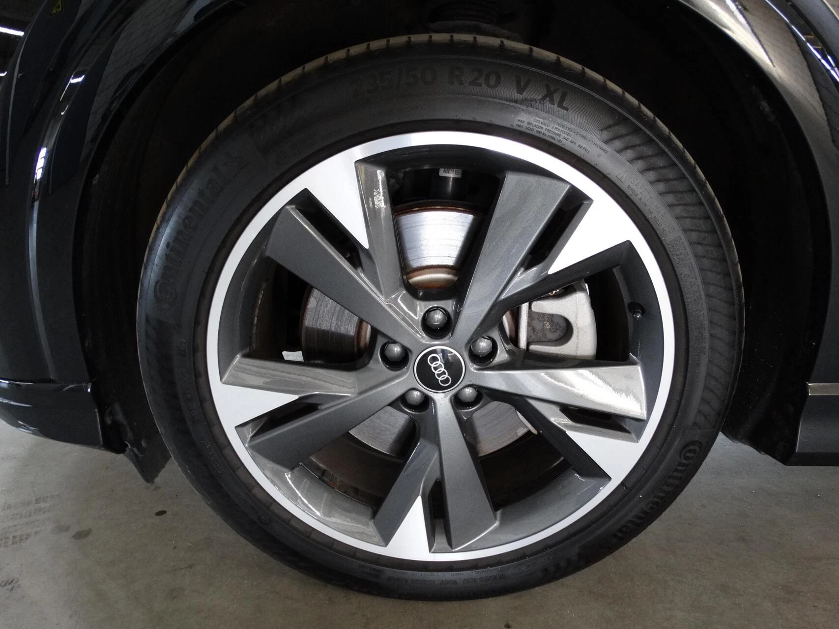 Hoofdafbeelding Audi Q4 Sportback e-tro