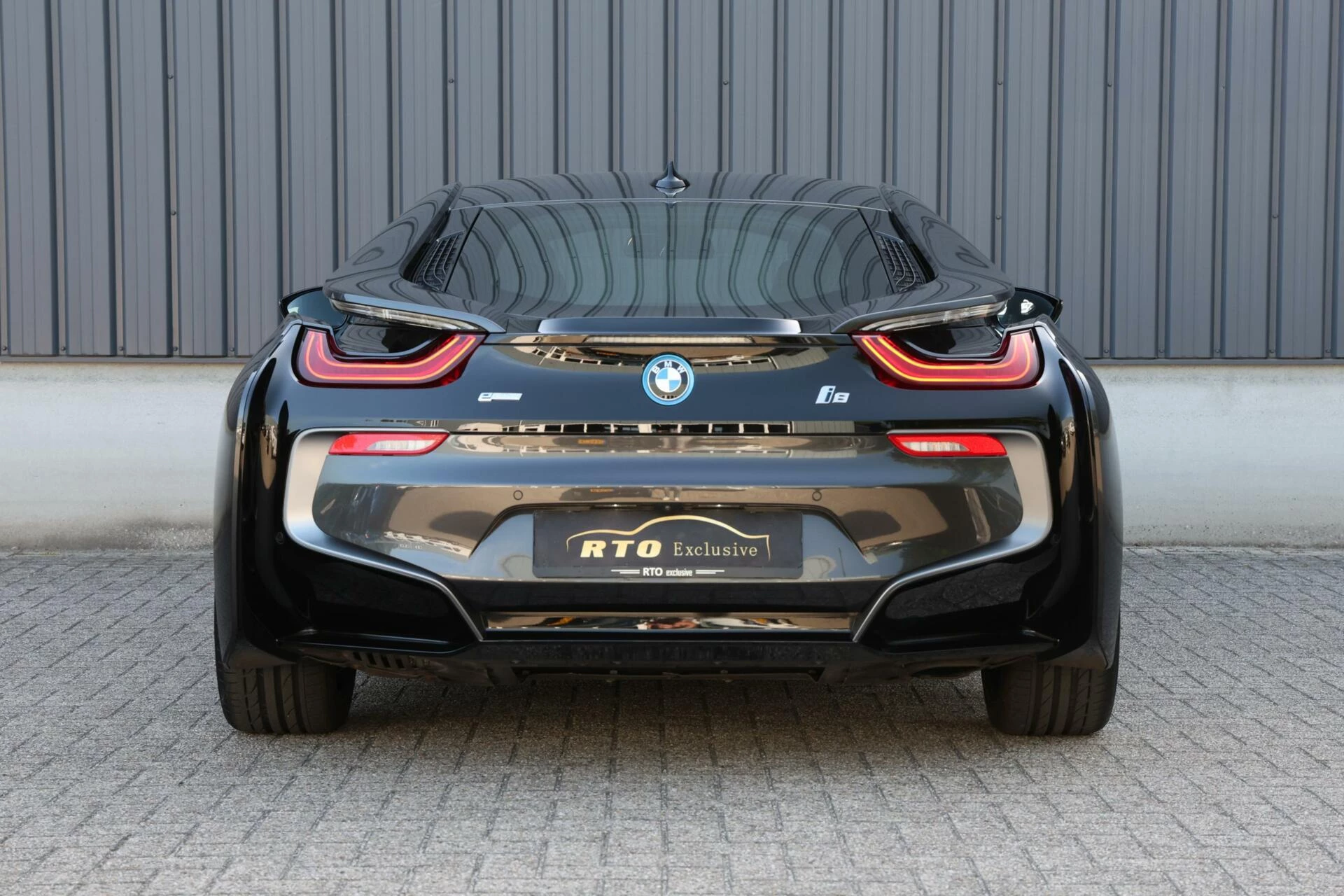 Hoofdafbeelding BMW i8