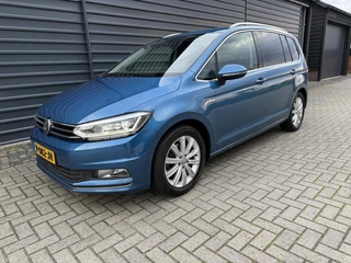 Volkswagen Touran 2.0 TDI Highline Led Massagestoel Grijs kenteken
