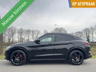 Alfa Romeo Stelvio 2.0 T Q4 Veloce my21!!, pano, 48dkm, 21 inch