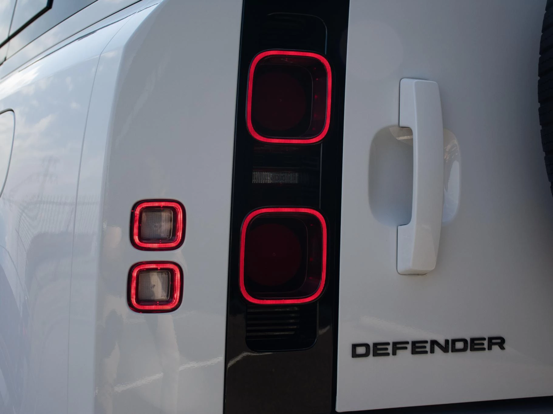 Hoofdafbeelding Land Rover Defender