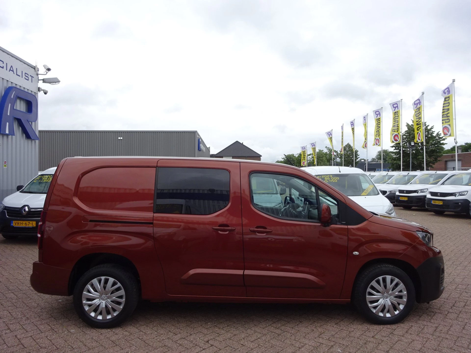 Hoofdafbeelding Peugeot Partner
