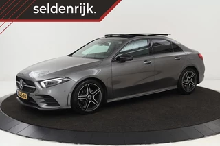 Mercedes-Benz A-klasse 180 AMG | Panoramadak | Matrix LED |  Sfeerverlichting | Keyless | Camera | Carplay | Leder/Alcantara | Memory | Stoelverwarming | Widescreen | Navigatie